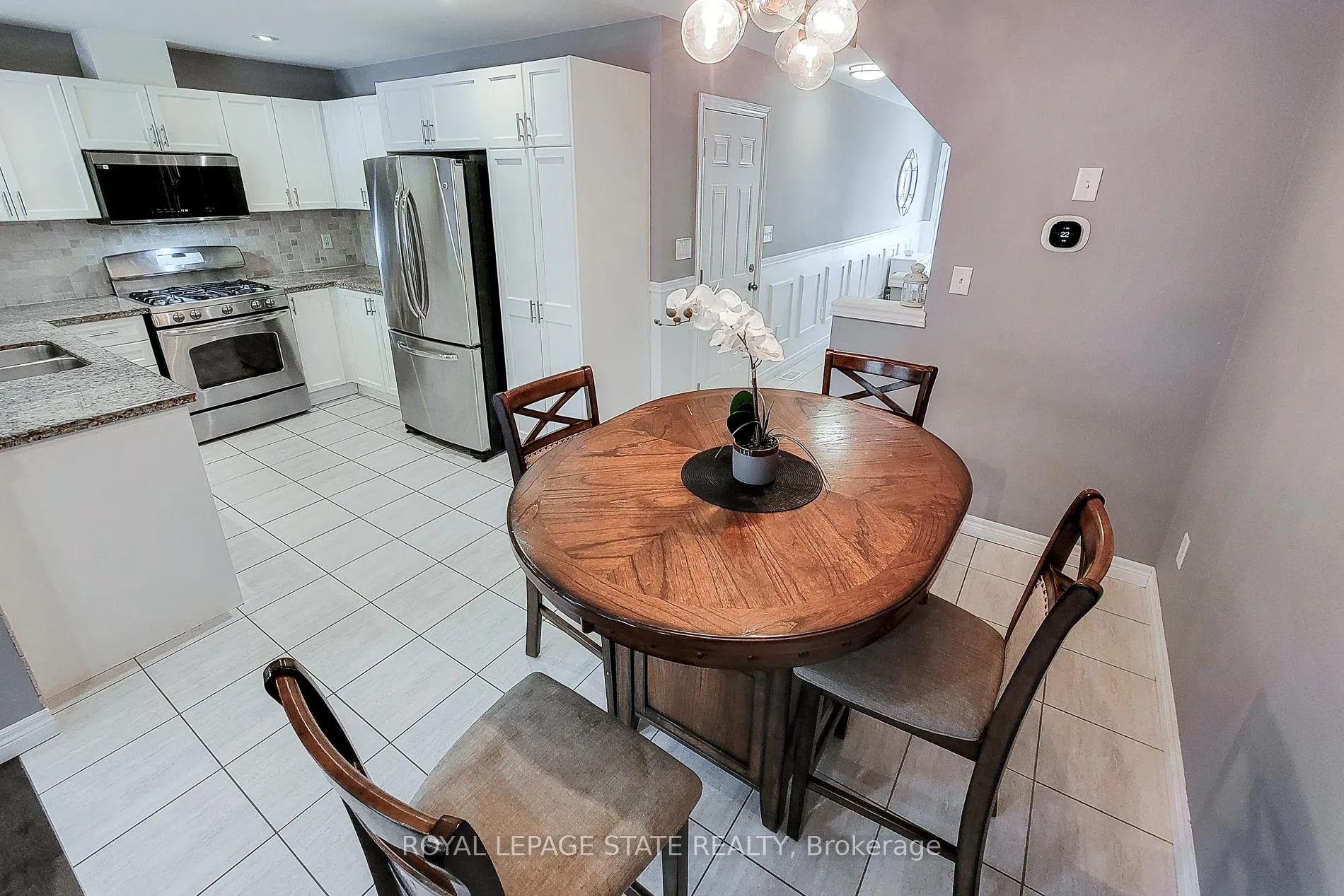 Photo 18 of Unit 4, 615 Rymal Road E, Hamilton, Butler — HOMEH