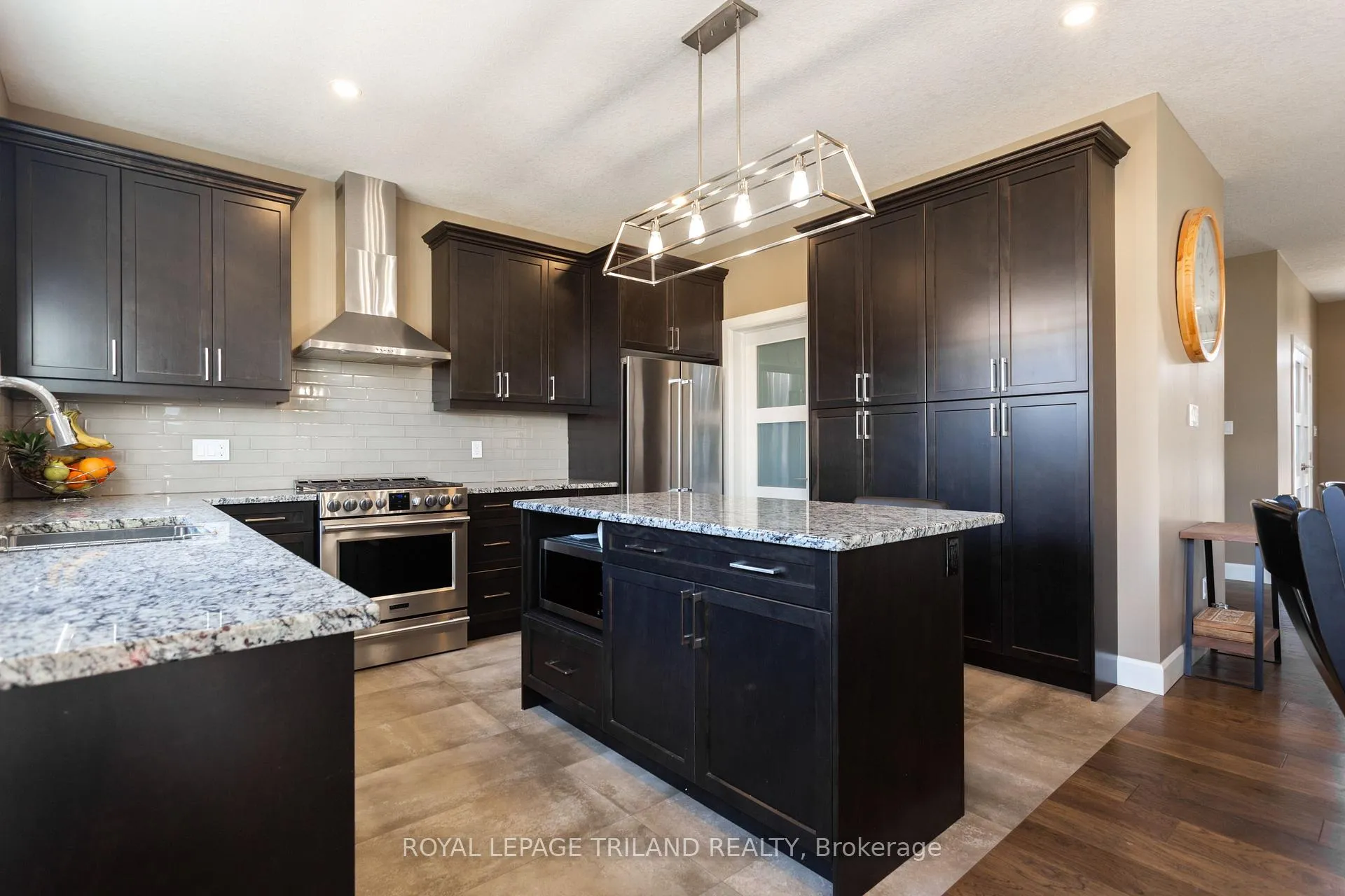 Photo 9 of 253 Boardwalk Way, Thames Centre, Dorchester — HOMEH