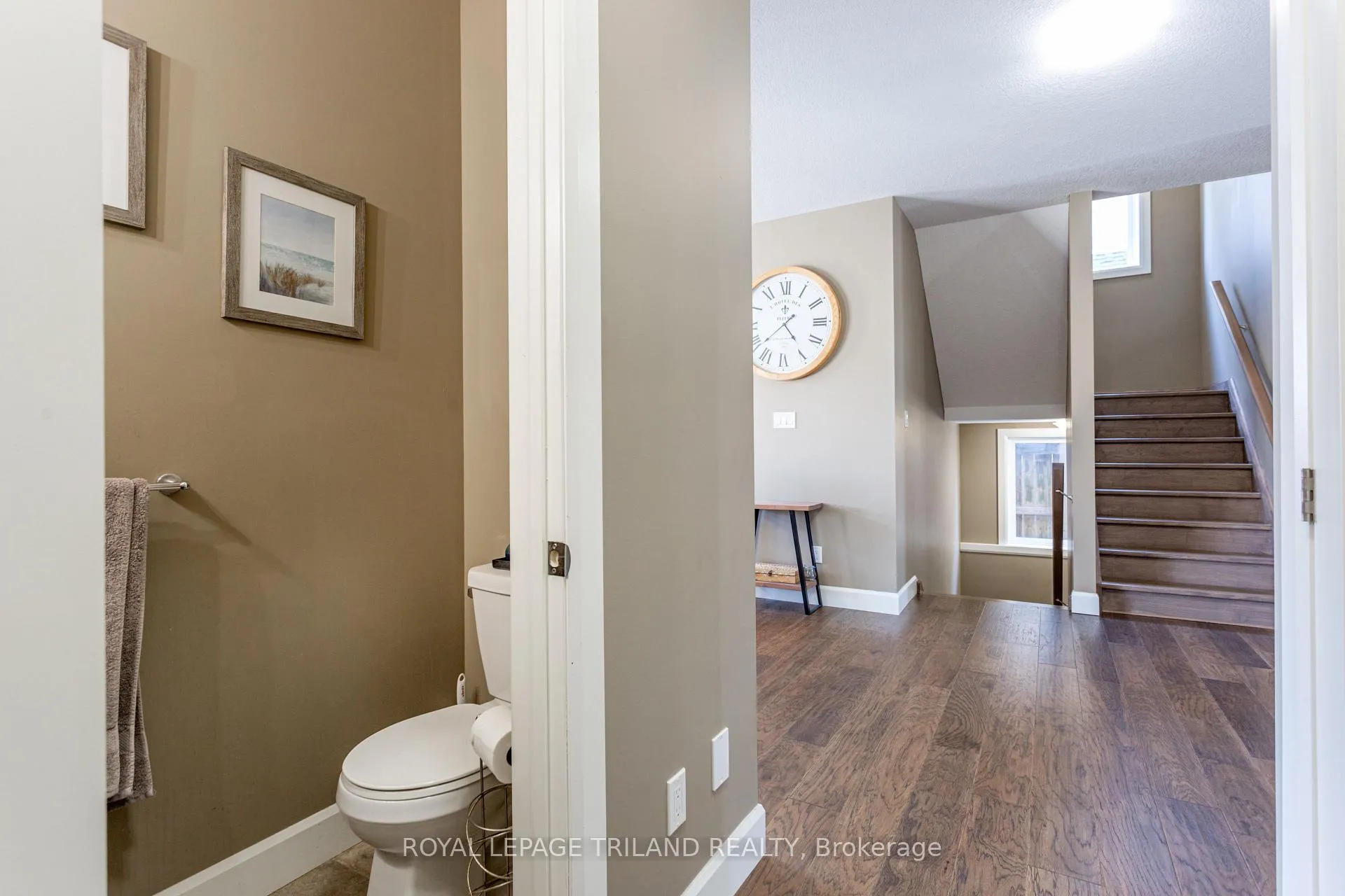 Photo 16 of 253 Boardwalk Way, Thames Centre, Dorchester — HOMEH