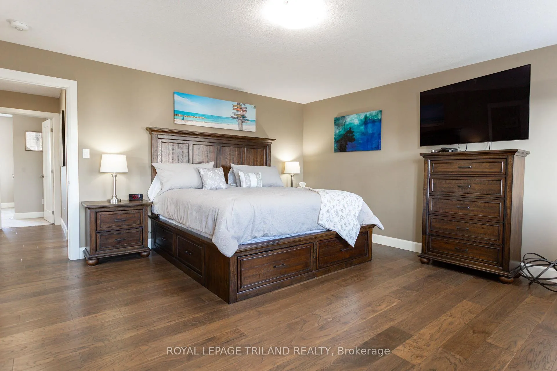 Photo 24 of 253 Boardwalk Way, Thames Centre, Dorchester — HOMEH