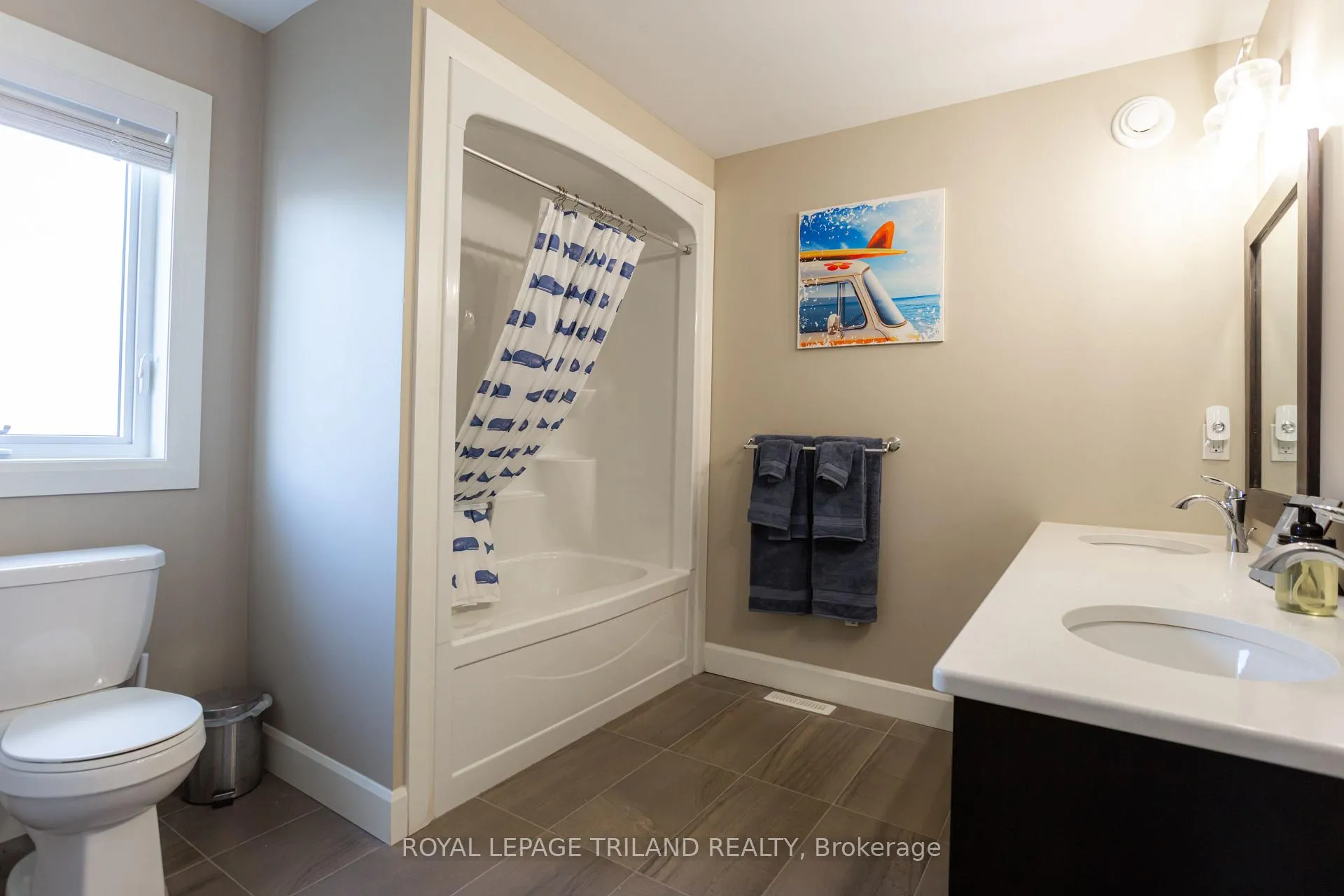Photo 31 of 253 Boardwalk Way, Thames Centre, Dorchester — HOMEH