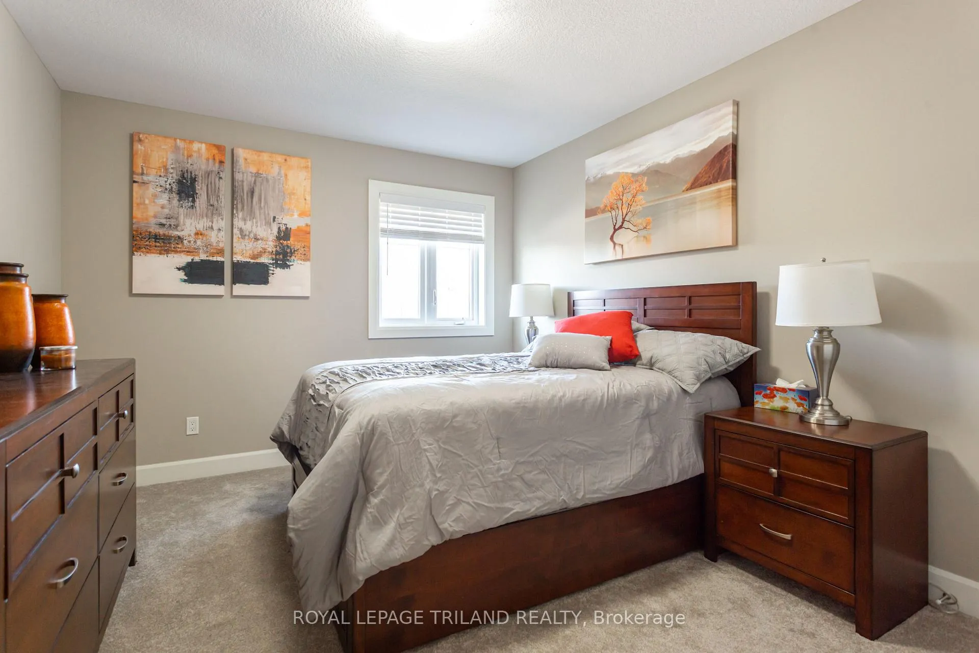 Photo 34 of 253 Boardwalk Way, Thames Centre, Dorchester — HOMEH