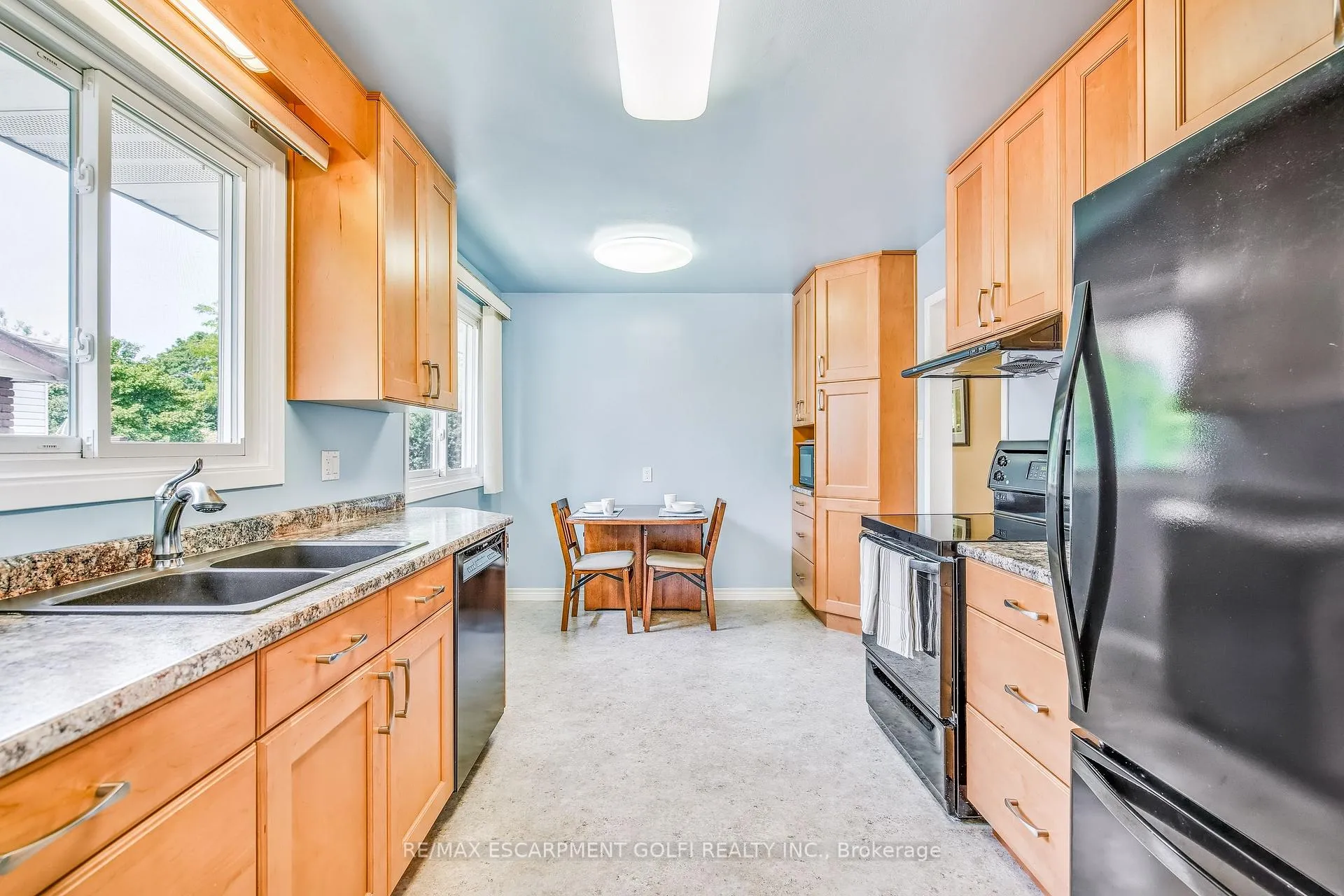 Photo 10 of 146 Clifton Downs Road, Hamilton, Gilbert — HOMEH