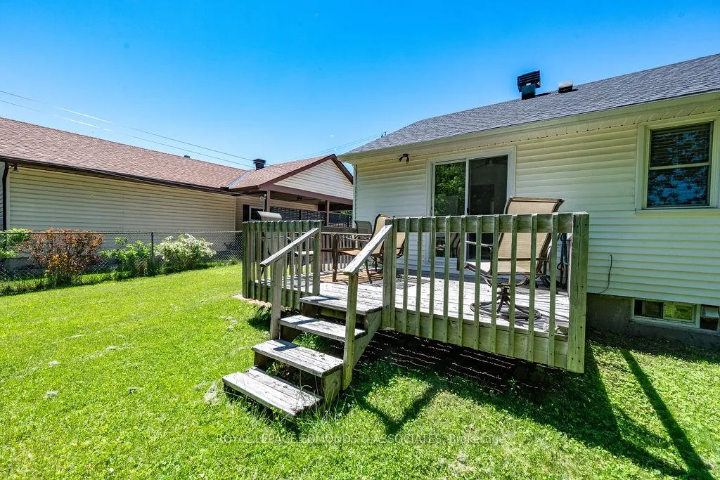 Photo 6 of 575 Elizabeth Street, Pembroke — HOMEH