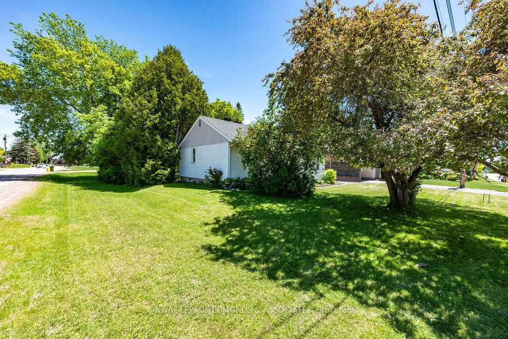 Photo 8 of 575 Elizabeth Street, Pembroke — HOMEH