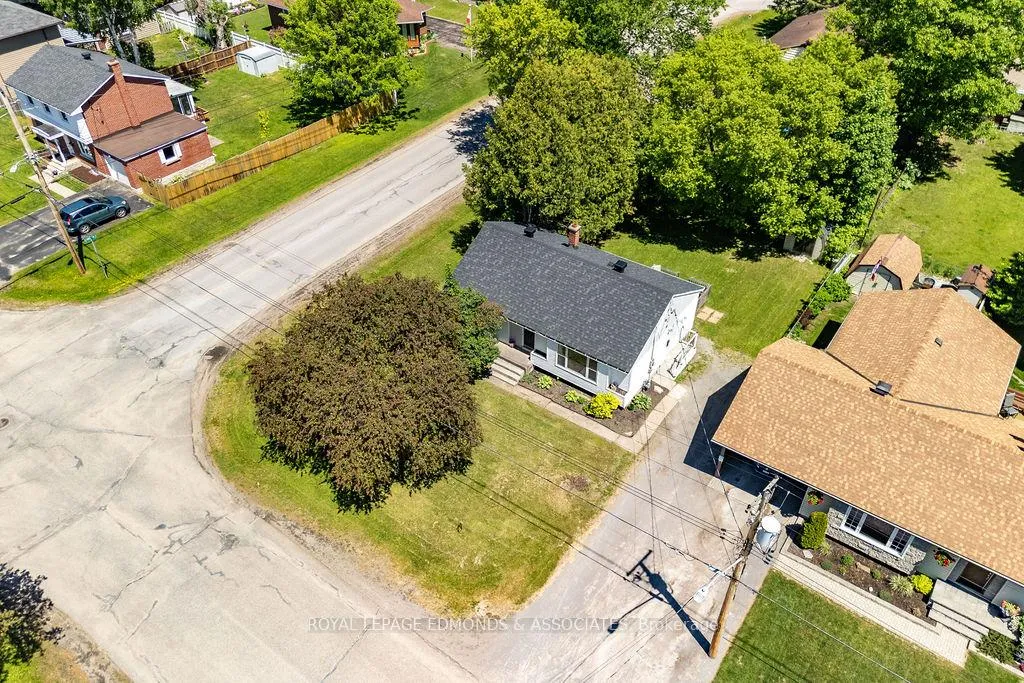 Photo 14 of 575 Elizabeth Street, Pembroke — HOMEH