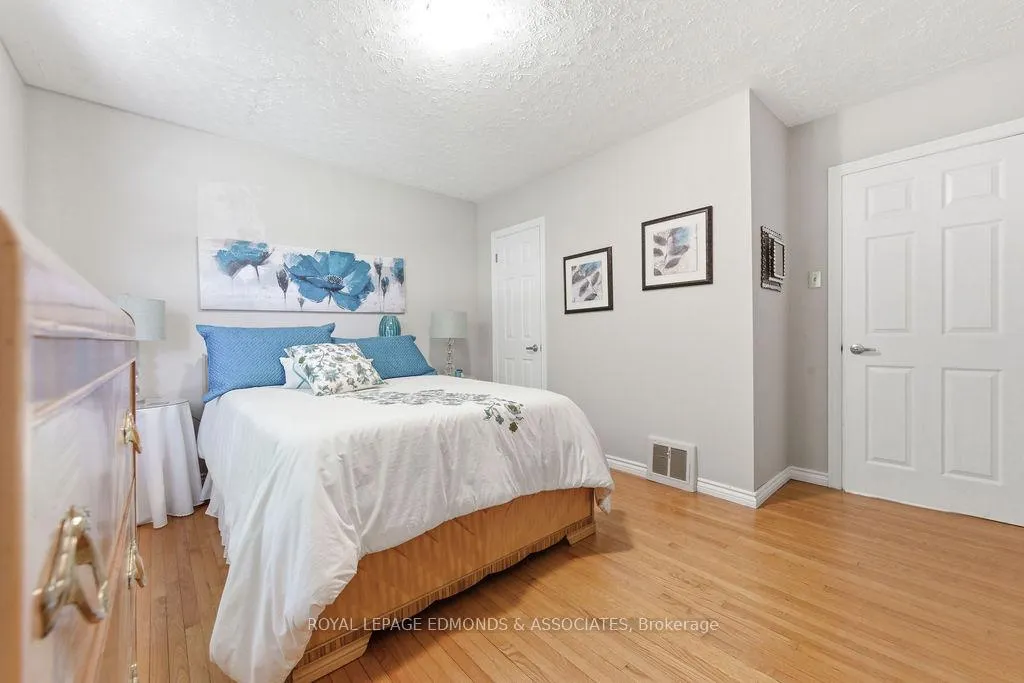 Photo 30 of 575 Elizabeth Street, Pembroke — HOMEH