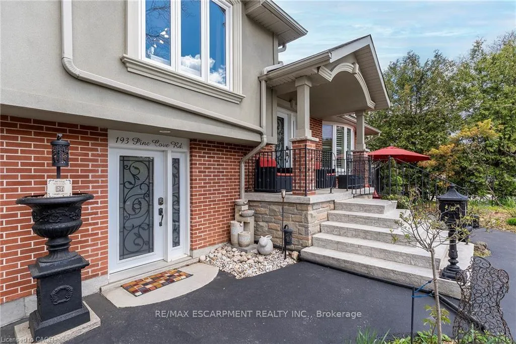 Photo 17 of 193 Pine Cove Road, Burlington, Roseland — HOMEH