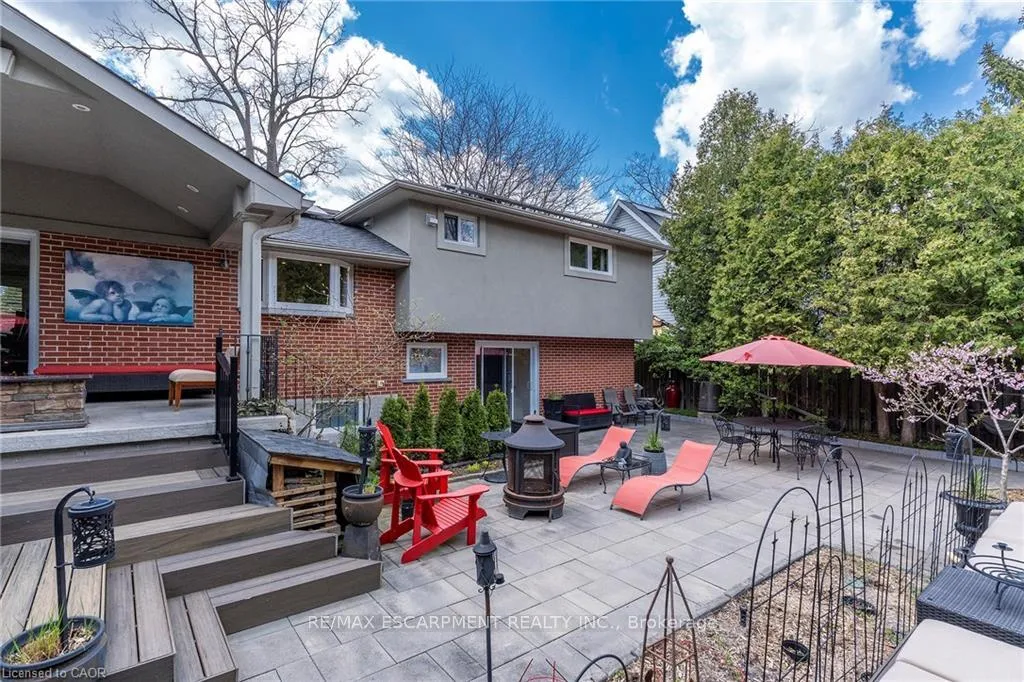 Photo 27 of 193 Pine Cove Road, Burlington, Roseland — HOMEH