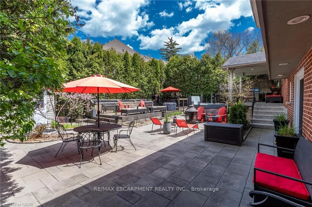 Photo 30 of 193 Pine Cove Road, Burlington, Roseland — HOMEH