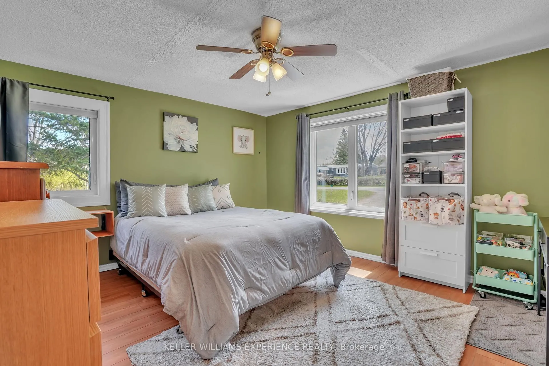 Photo 11 of 6 Slemish Avenue, Springwater, Phelpston — HOMEH