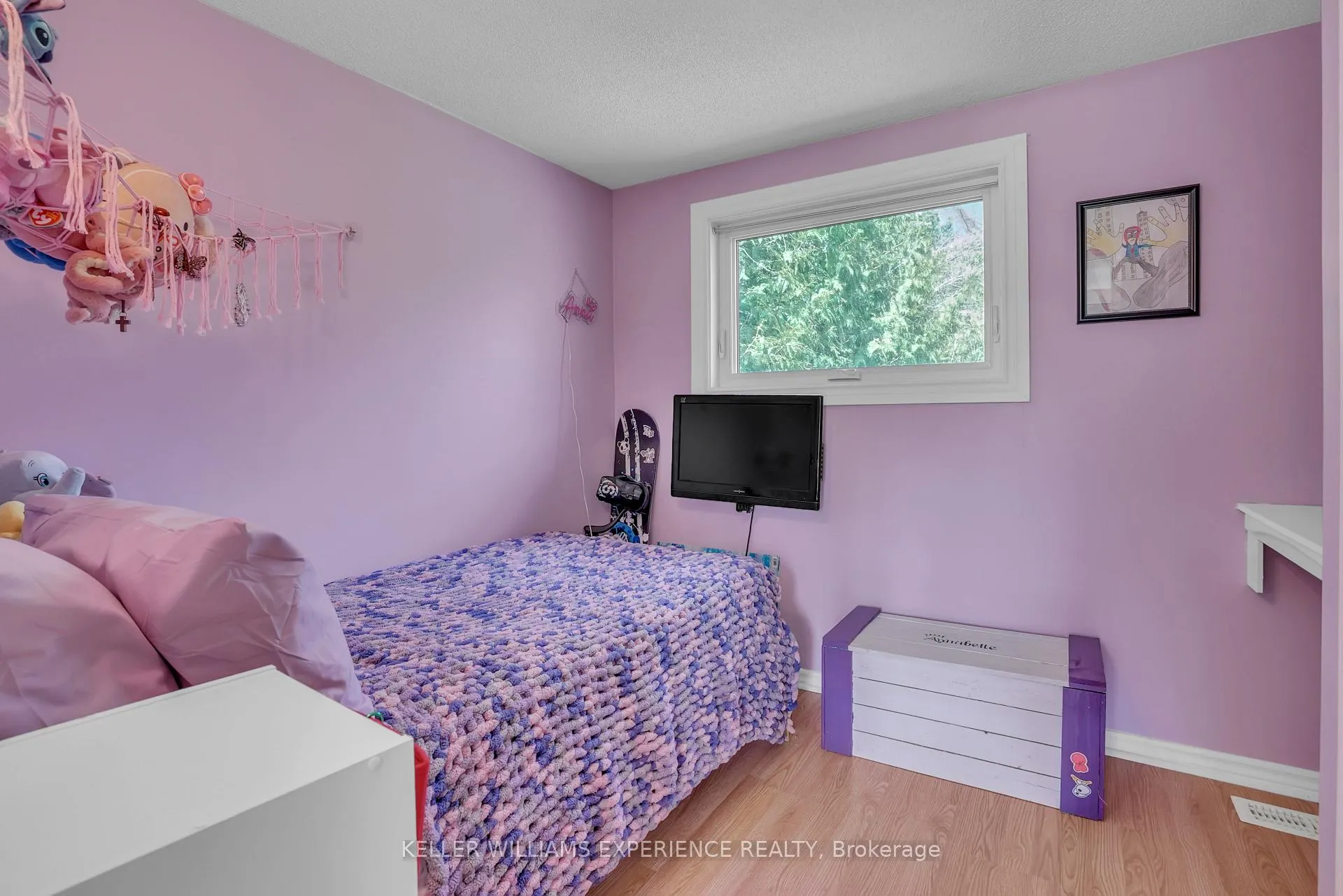 Photo 14 of 6 Slemish Avenue, Springwater, Phelpston — HOMEH