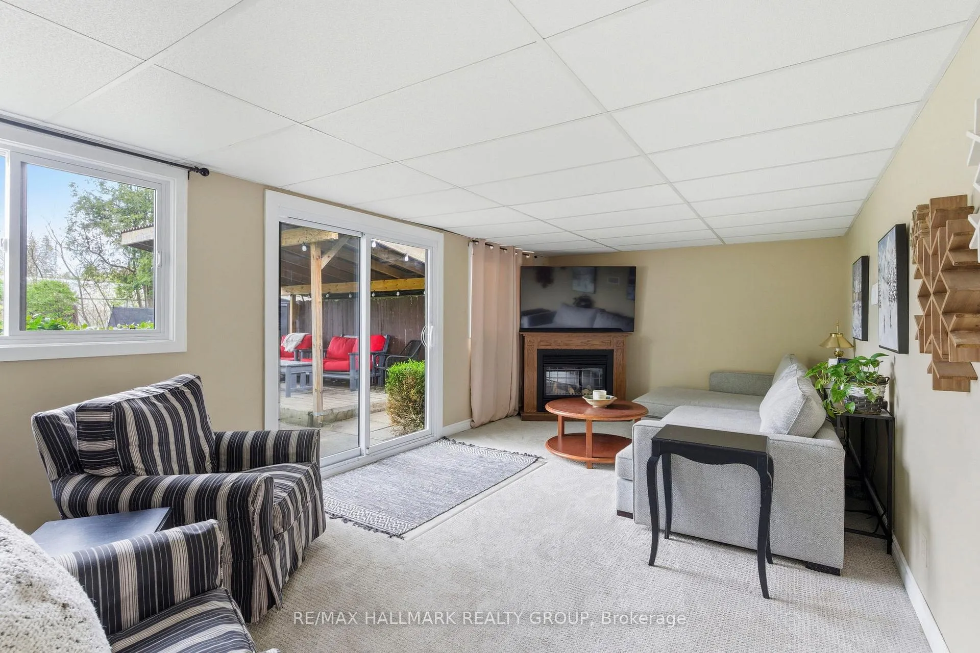 Photo 11 of 37 Brookview Crescent, Brockville — HOMEH
