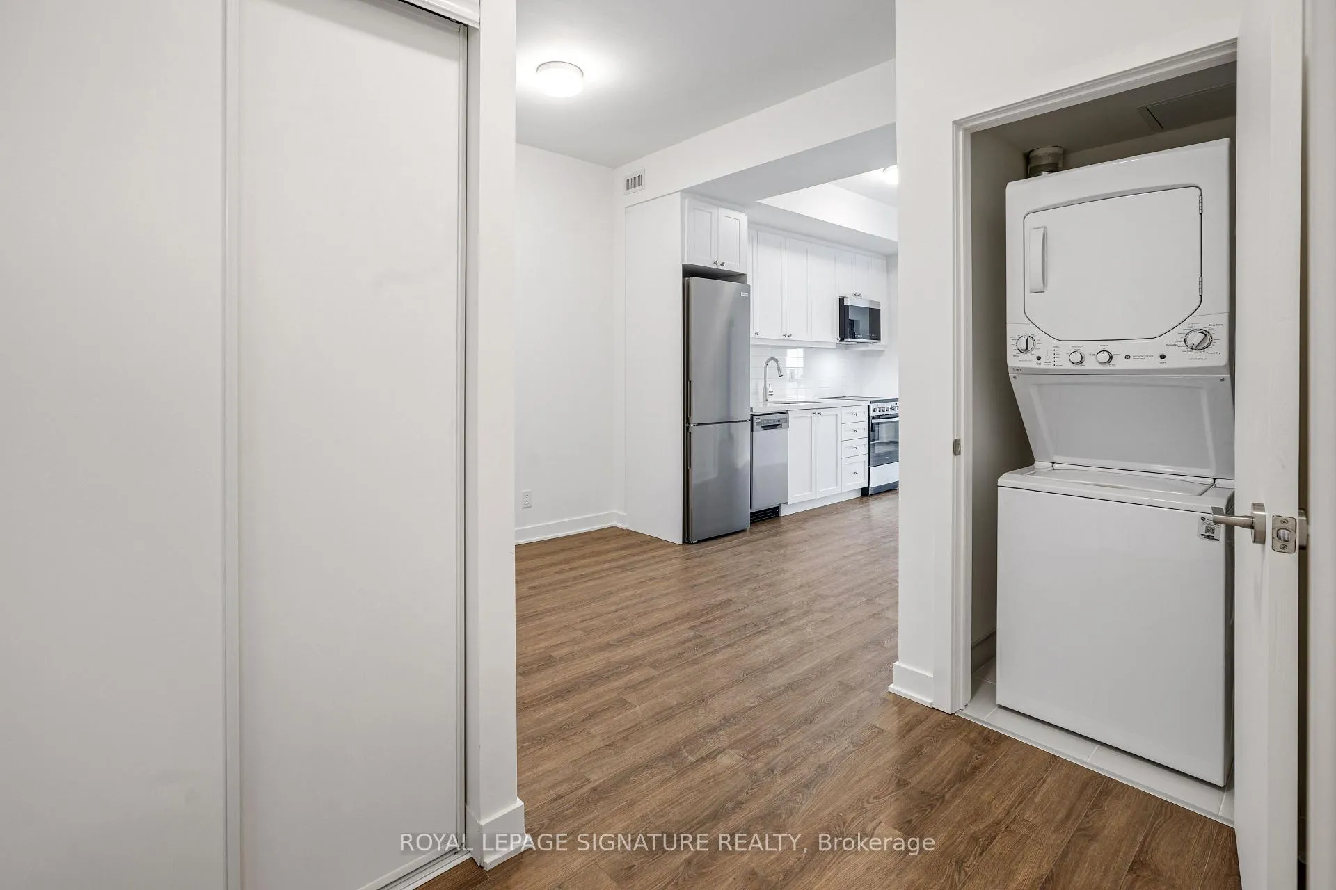 Photo 3 of Unit 524, 51 Clarington Boulevard, Clarington, Bowmanville — HOMEH
