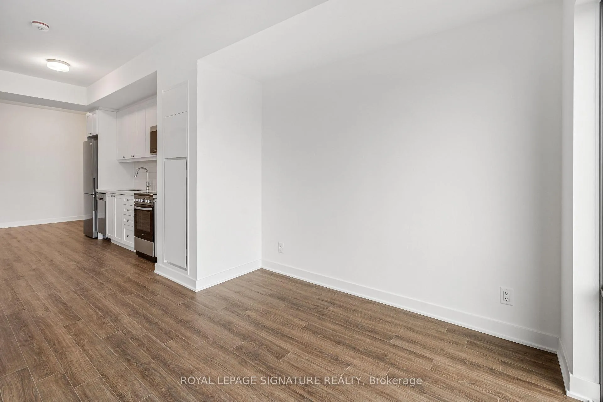 Photo 16 of Unit 524, 51 Clarington Boulevard, Clarington, Bowmanville — HOMEH