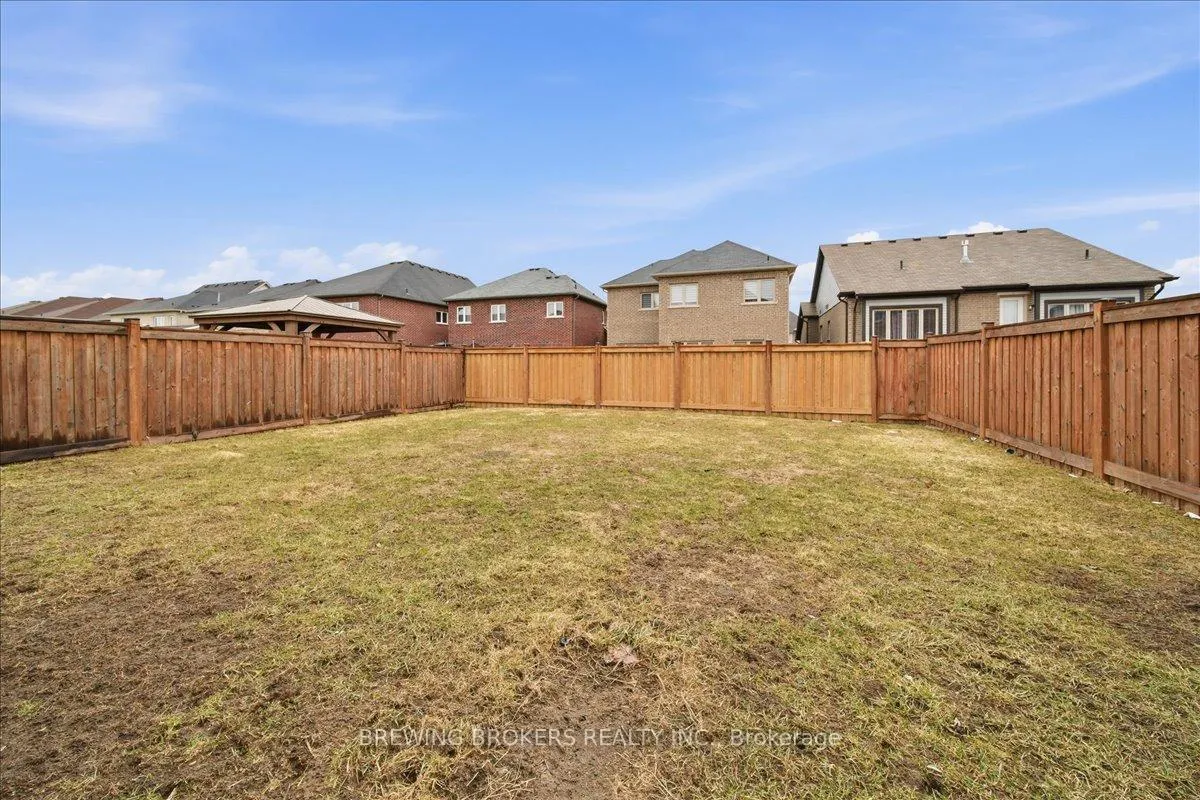 Photo 46 of 977 Larter Street, Innisfil, Alcona — HOMEH