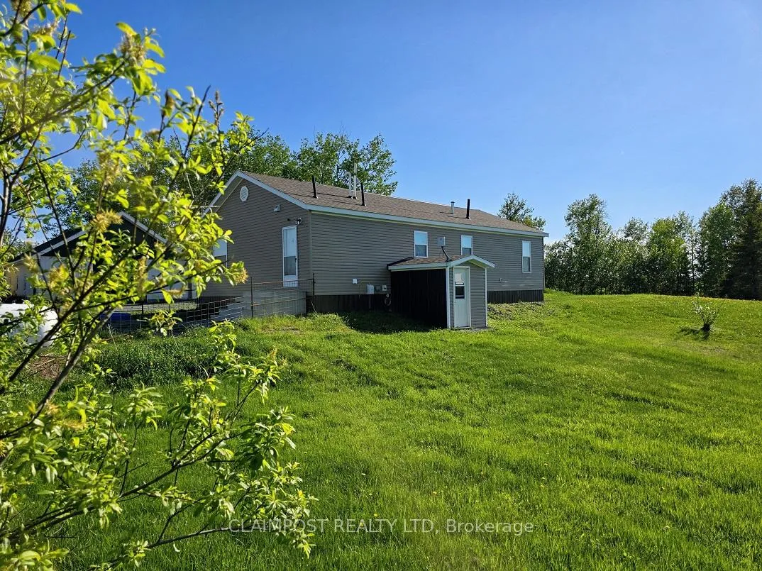 Photo 3 of 1089 Sapphire Road, Black River Matheson, Matheson — HOMEH