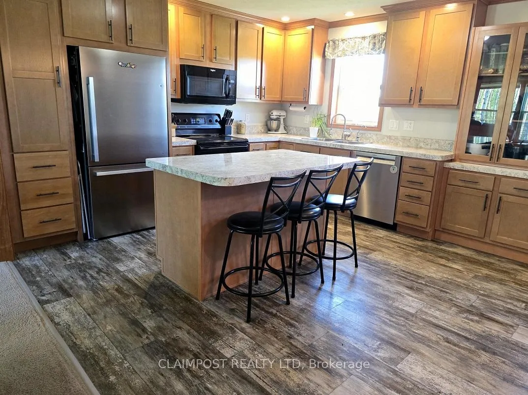 Photo 10 of 1089 Sapphire Road, Black River Matheson, Matheson — HOMEH