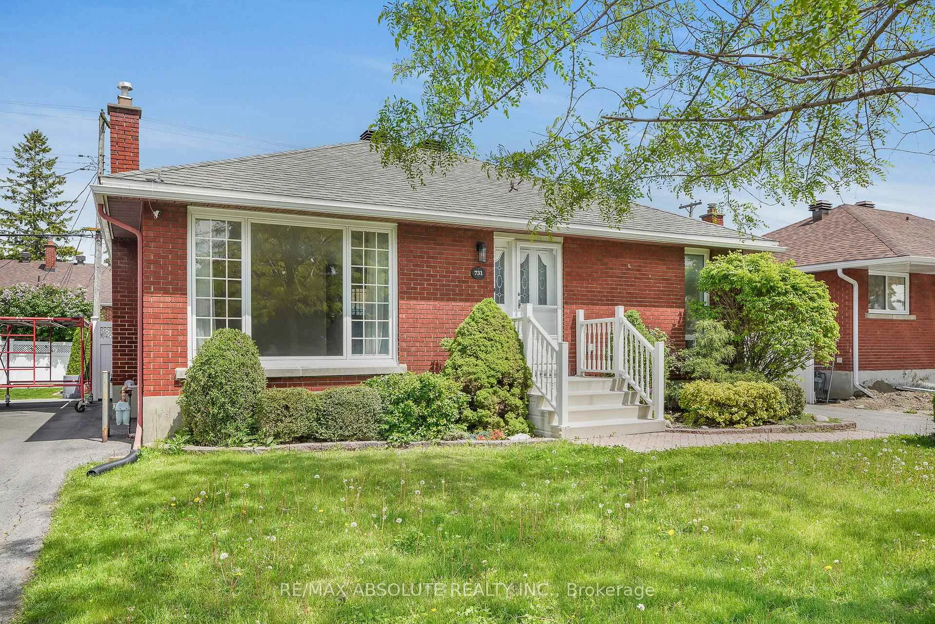 Photo 1 of 731 Borthwick Avenue, Ottawa, Castle Heights/Rideau High — HOMEH
