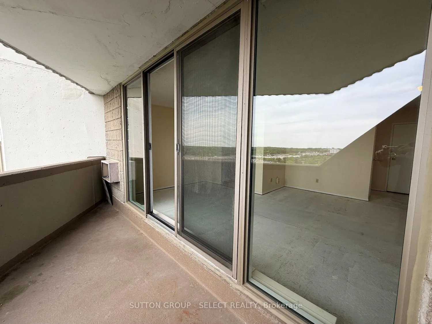Photo 11 of Unit 1505, 1105 Jalna Boulevard, London, South X — HOMEH