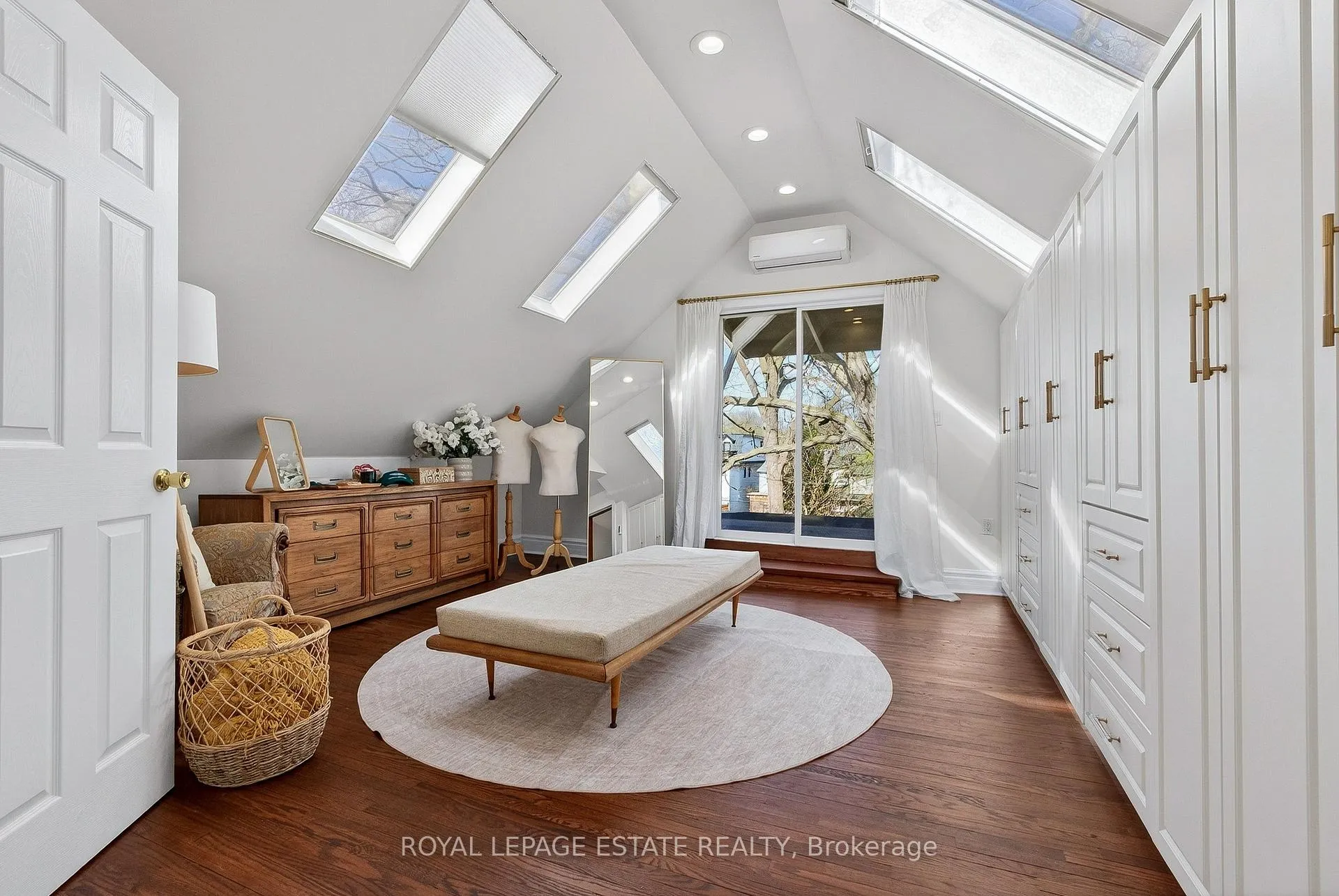 Photo 32 of 289 Beech Avenue, Toronto, The Beaches — HOMEH