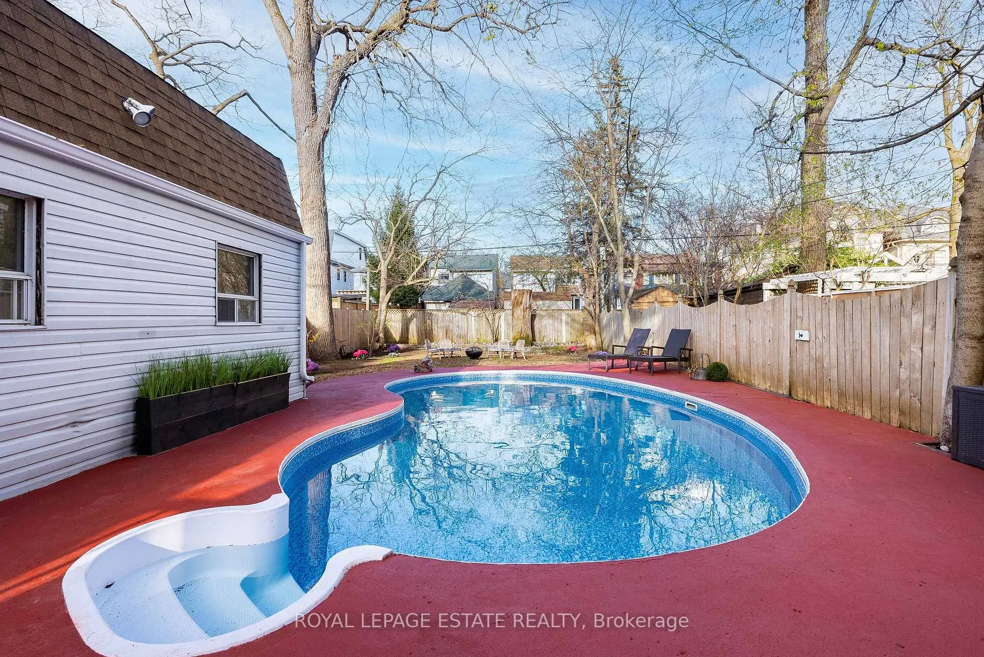 Photo 45 of 289 Beech Avenue, Toronto, The Beaches — HOMEH