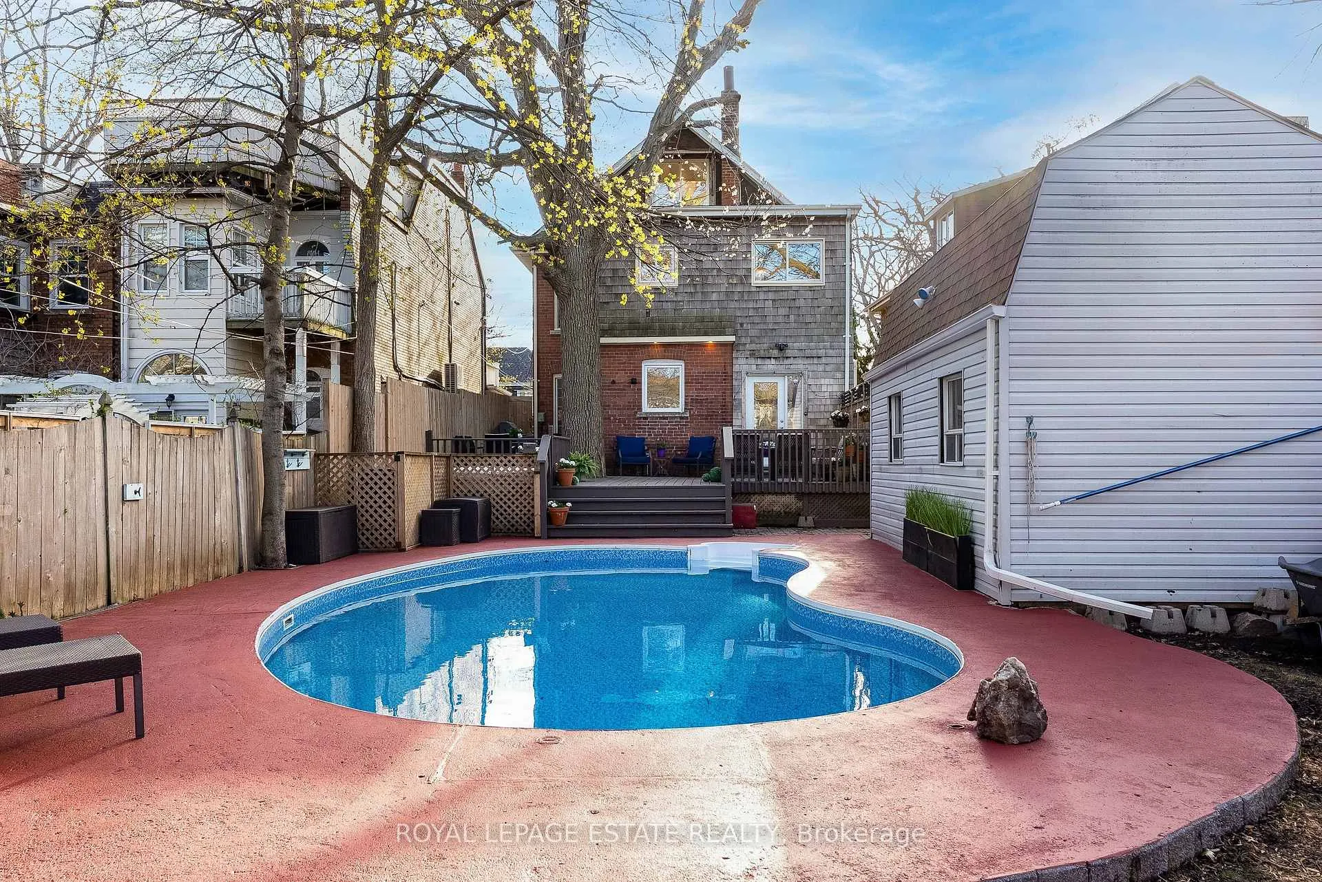 Photo 46 of 289 Beech Avenue, Toronto, The Beaches — HOMEH