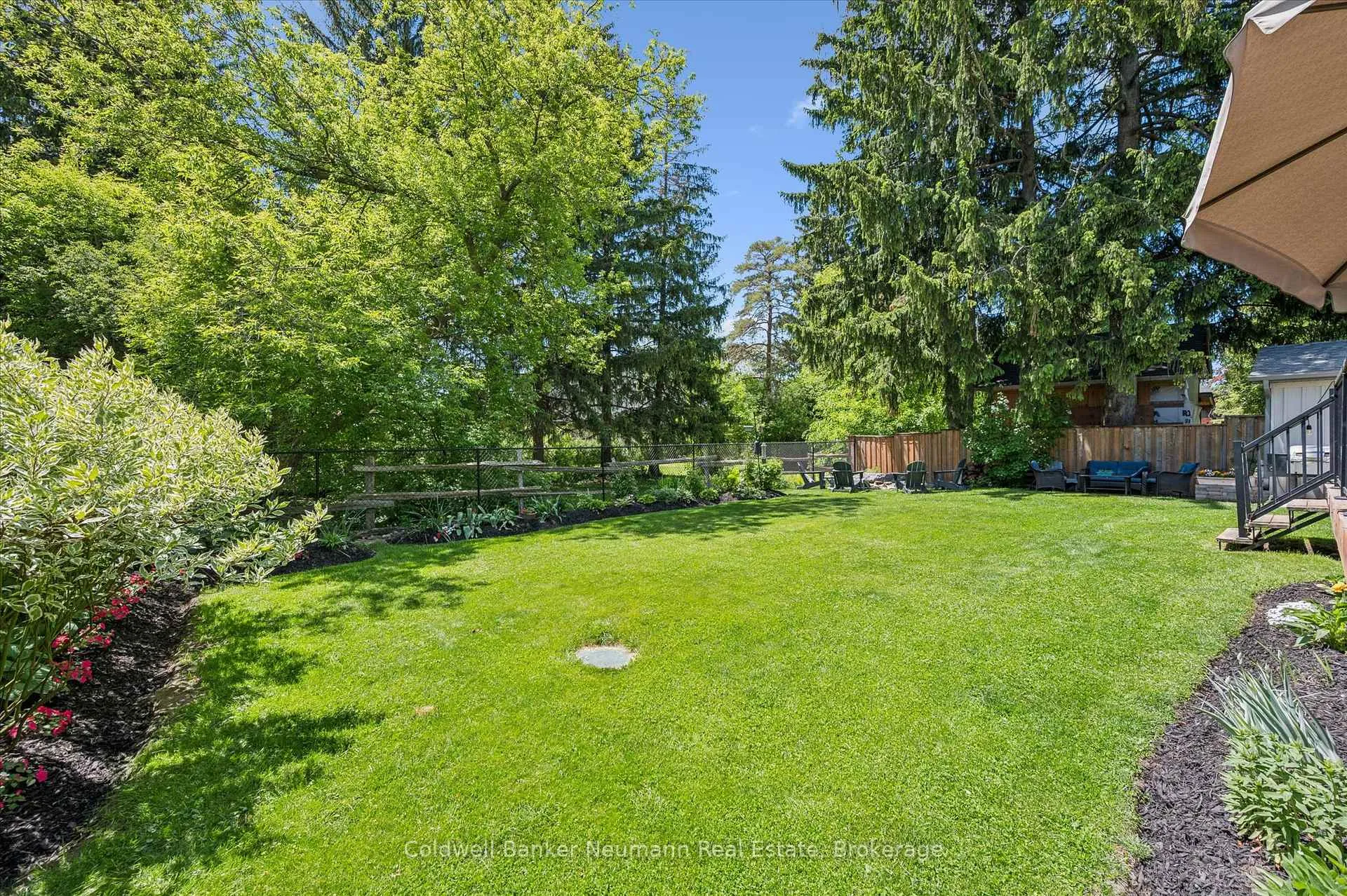 Photo 34 of 839 Watson Street S, Puslinch, Rural Puslinch East — HOMEH