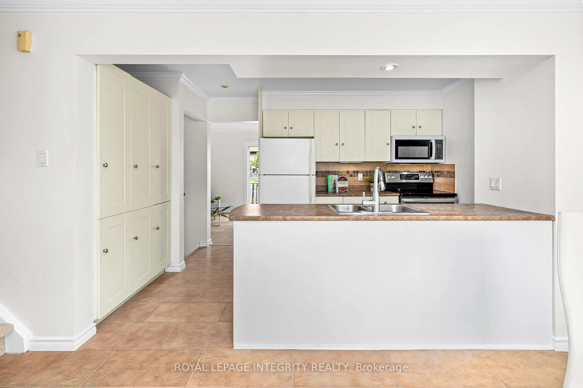 Photo 9 of Unit 82, 2570 Southvale Crescent, Ottawa, Sheffield Glen/Industrial Park — HOMEH