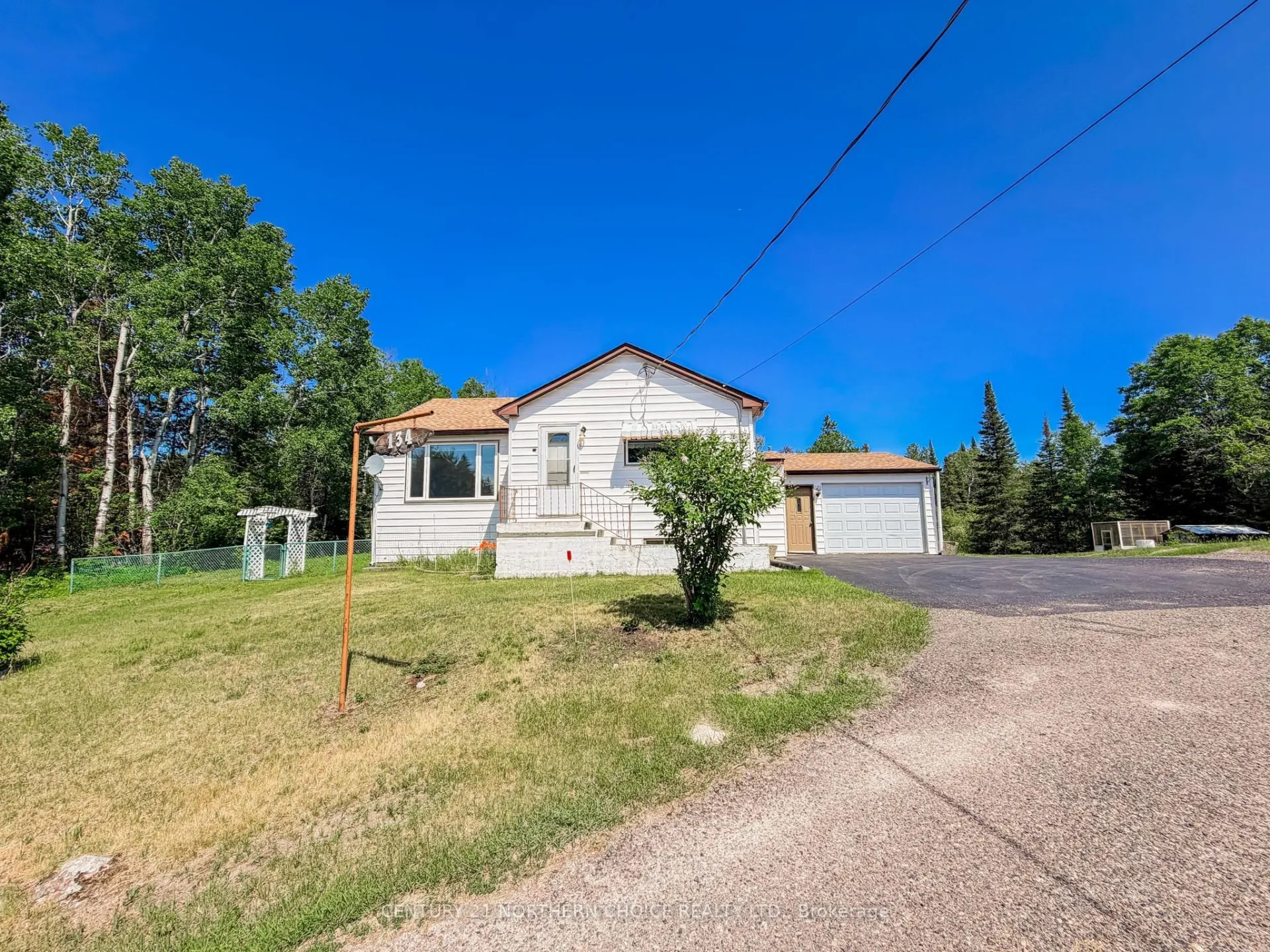 Photo 1 of 134 Rabbit Lake Road, Kenora, Rabbit Lake — HOMEH