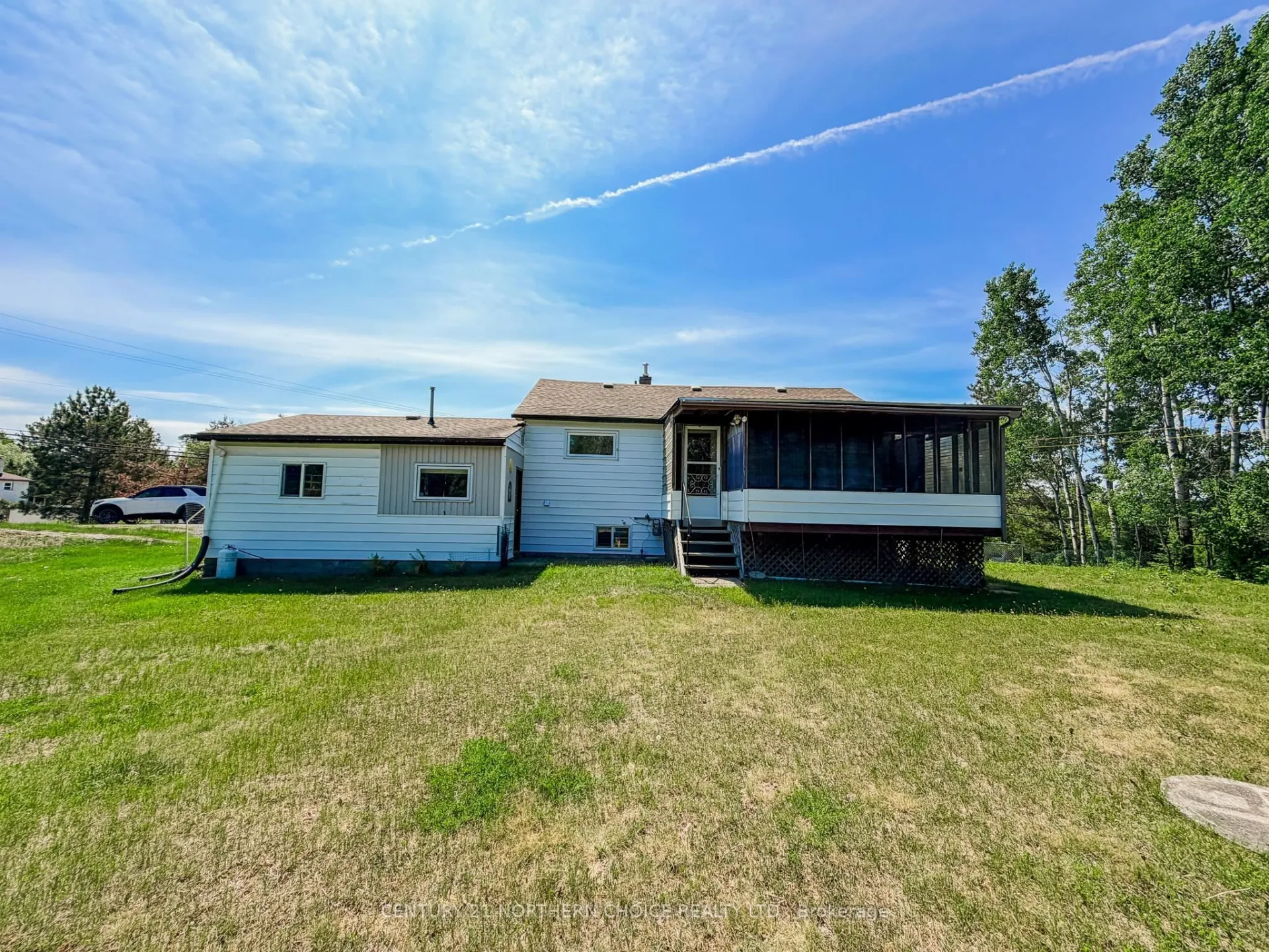 Photo 3 of 134 Rabbit Lake Road, Kenora, Rabbit Lake — HOMEH