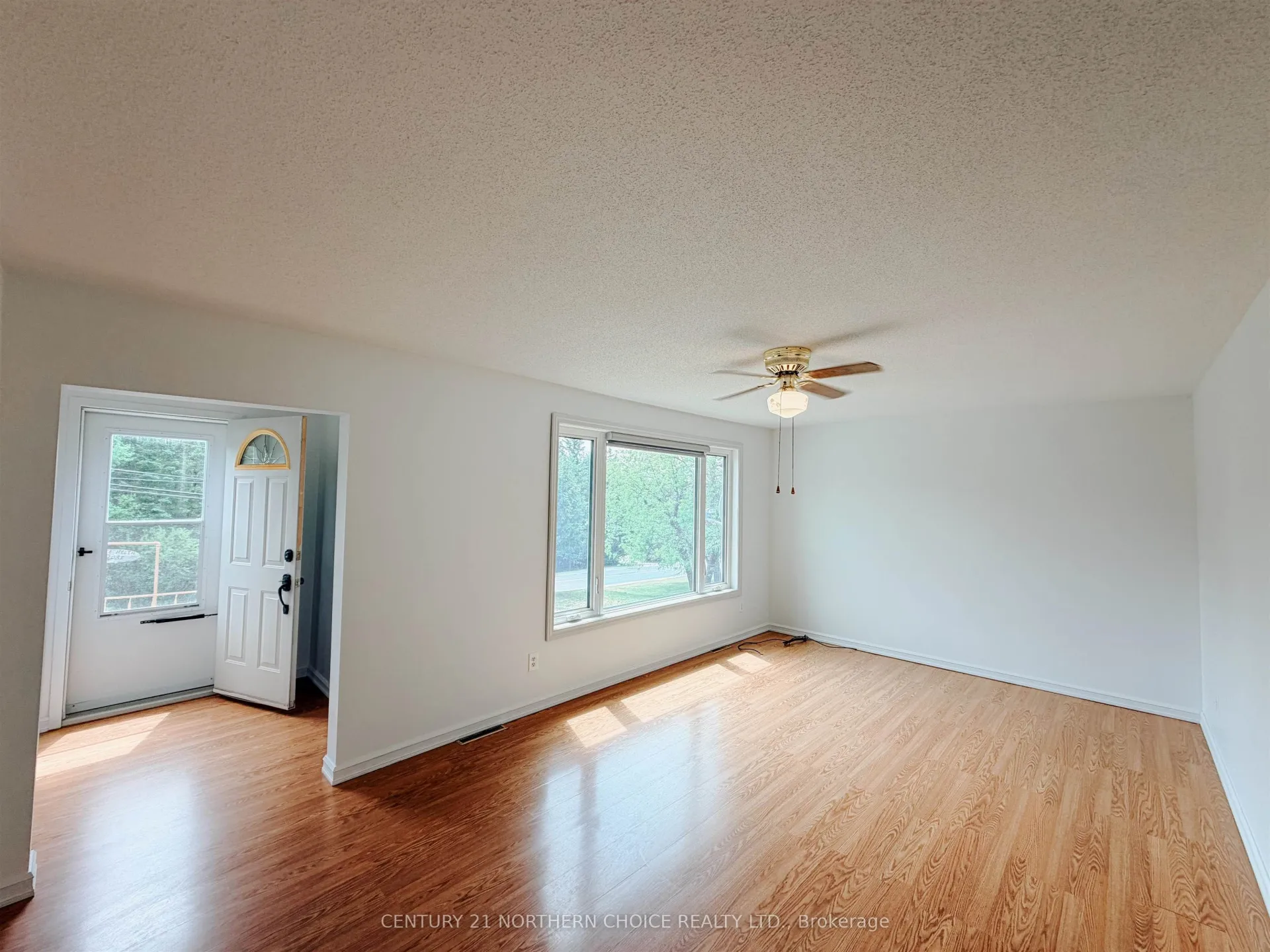 Photo 16 of 134 Rabbit Lake Road, Kenora, Rabbit Lake — HOMEH