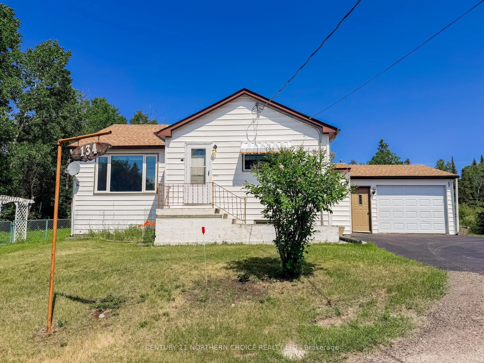 Photo 40 of 134 Rabbit Lake Road, Kenora, Rabbit Lake — HOMEH