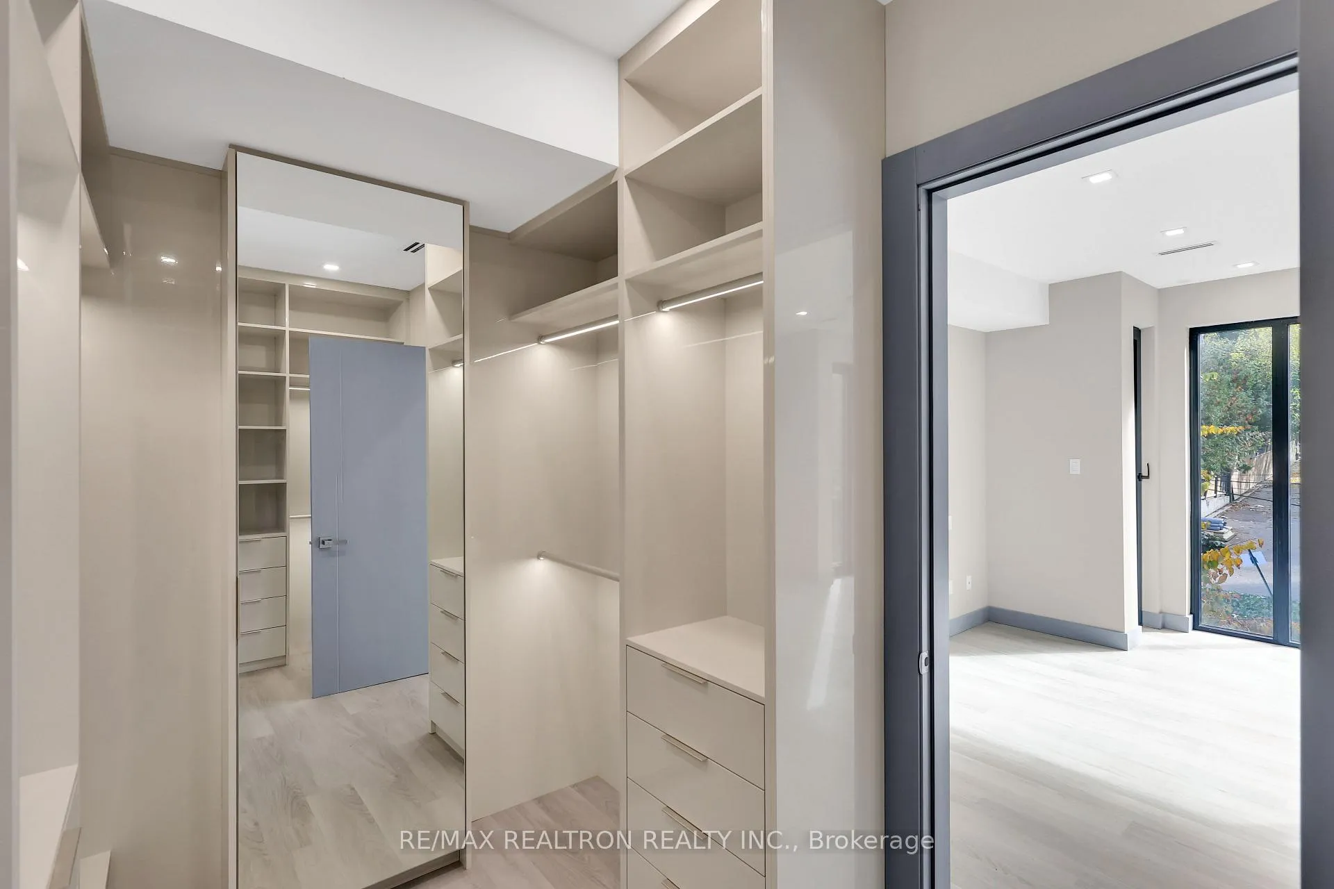 Photo 11 of 71 Ardmore Road, Toronto, Forest Hill South — HOMEH