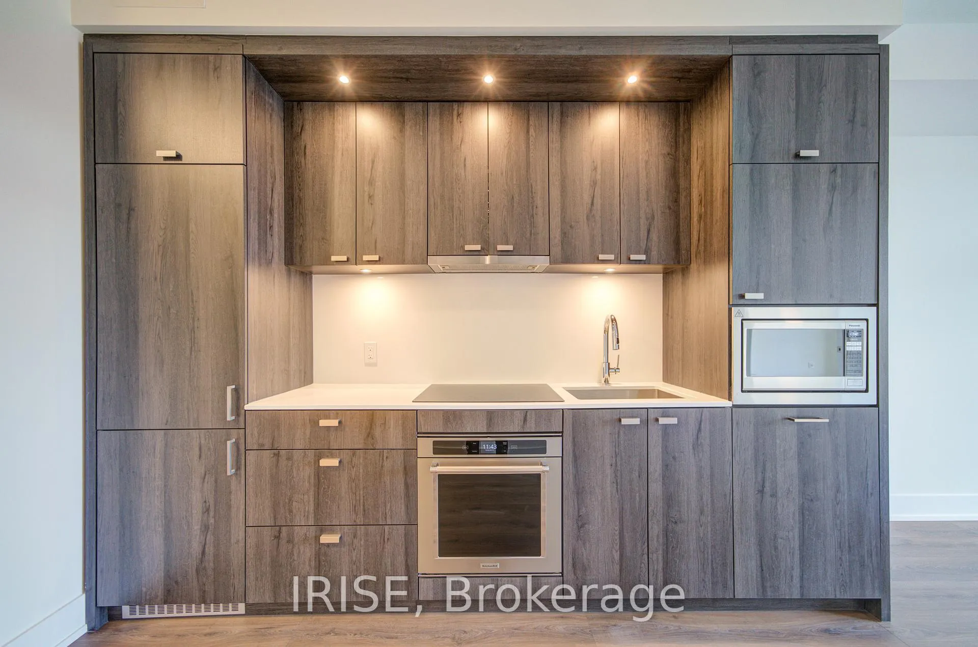 Photo 9 of Unit 415, 858 Dupont Street, Toronto, Dovercourt-Wallace Emerson-Junction — HOMEH