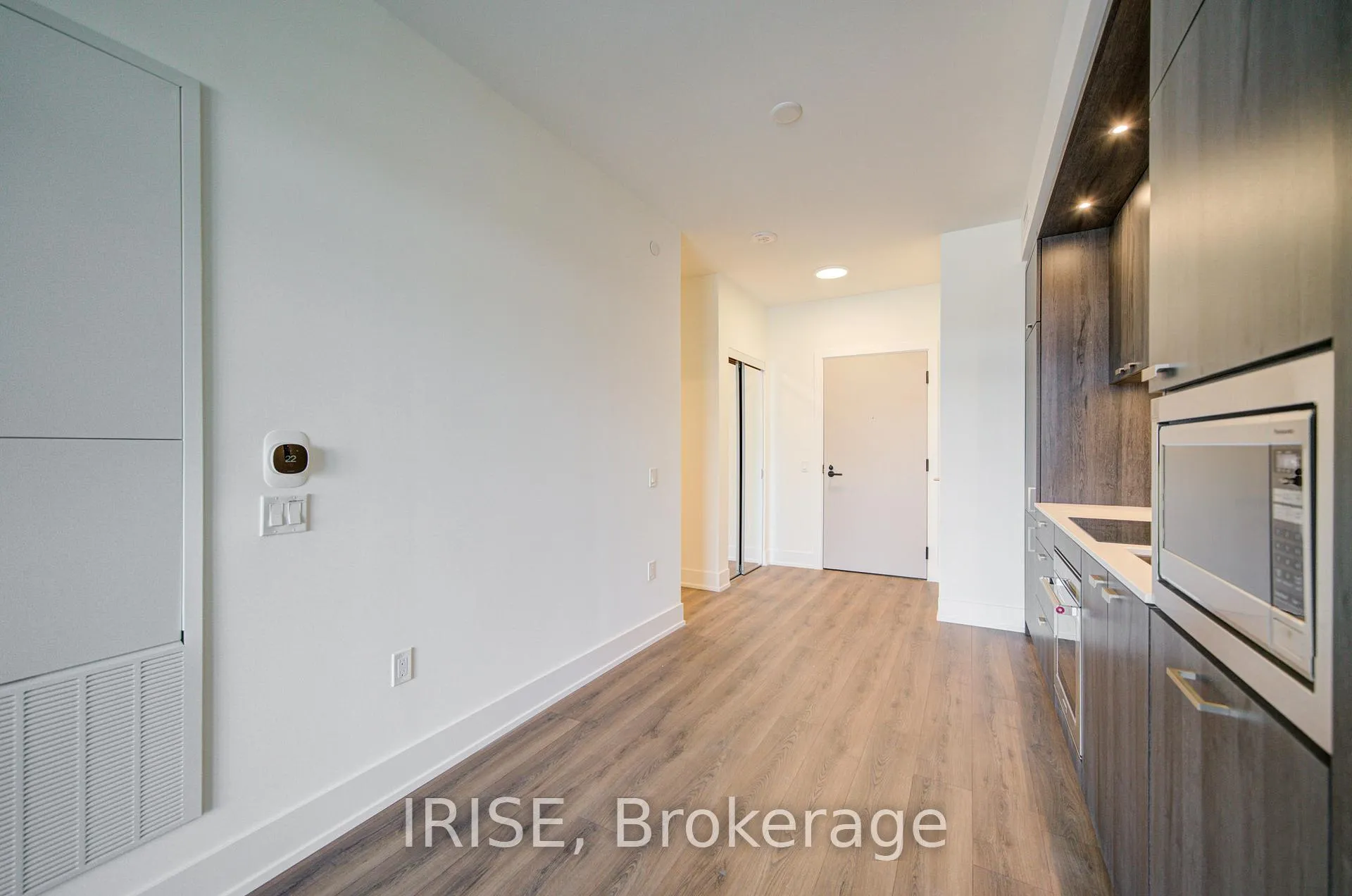 Photo 10 of Unit 415, 858 Dupont Street, Toronto, Dovercourt-Wallace Emerson-Junction — HOMEH