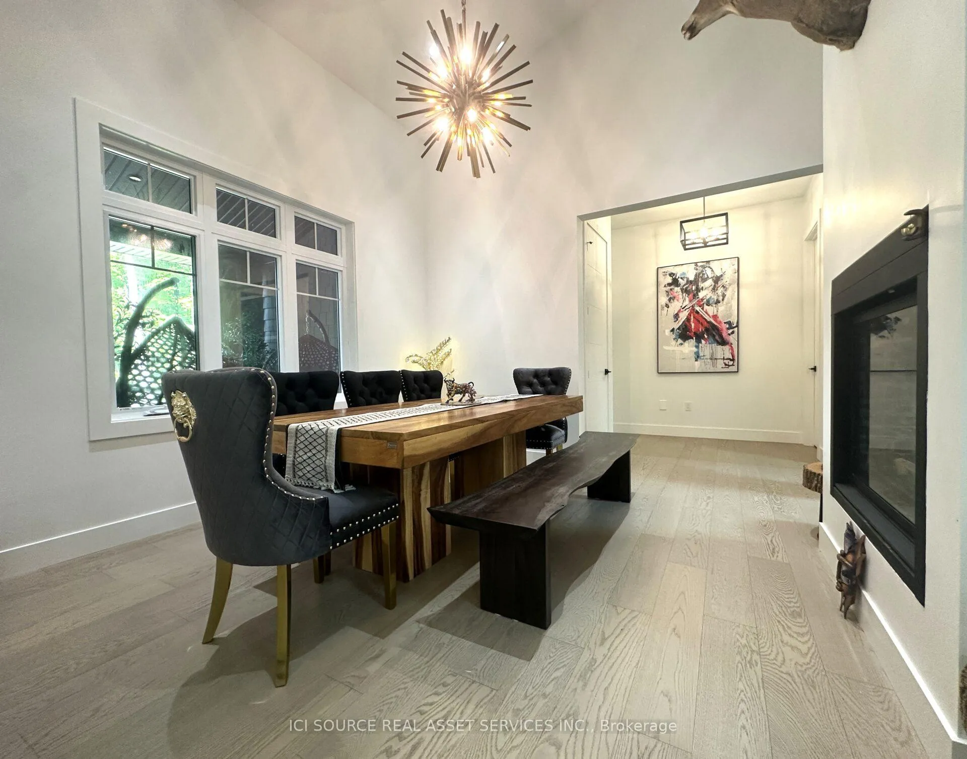 Photo 15 of 13 Timberrun Court, Hamilton, Rural Flamborough — HOMEH