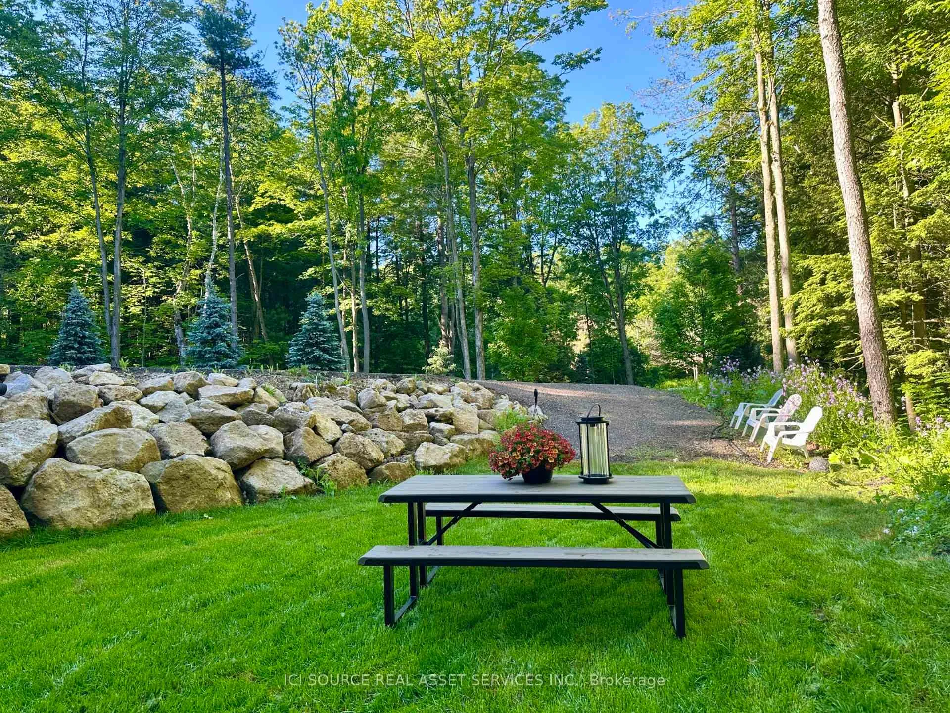 Photo 33 of 13 Timberrun Court, Hamilton, Rural Flamborough — HOMEH