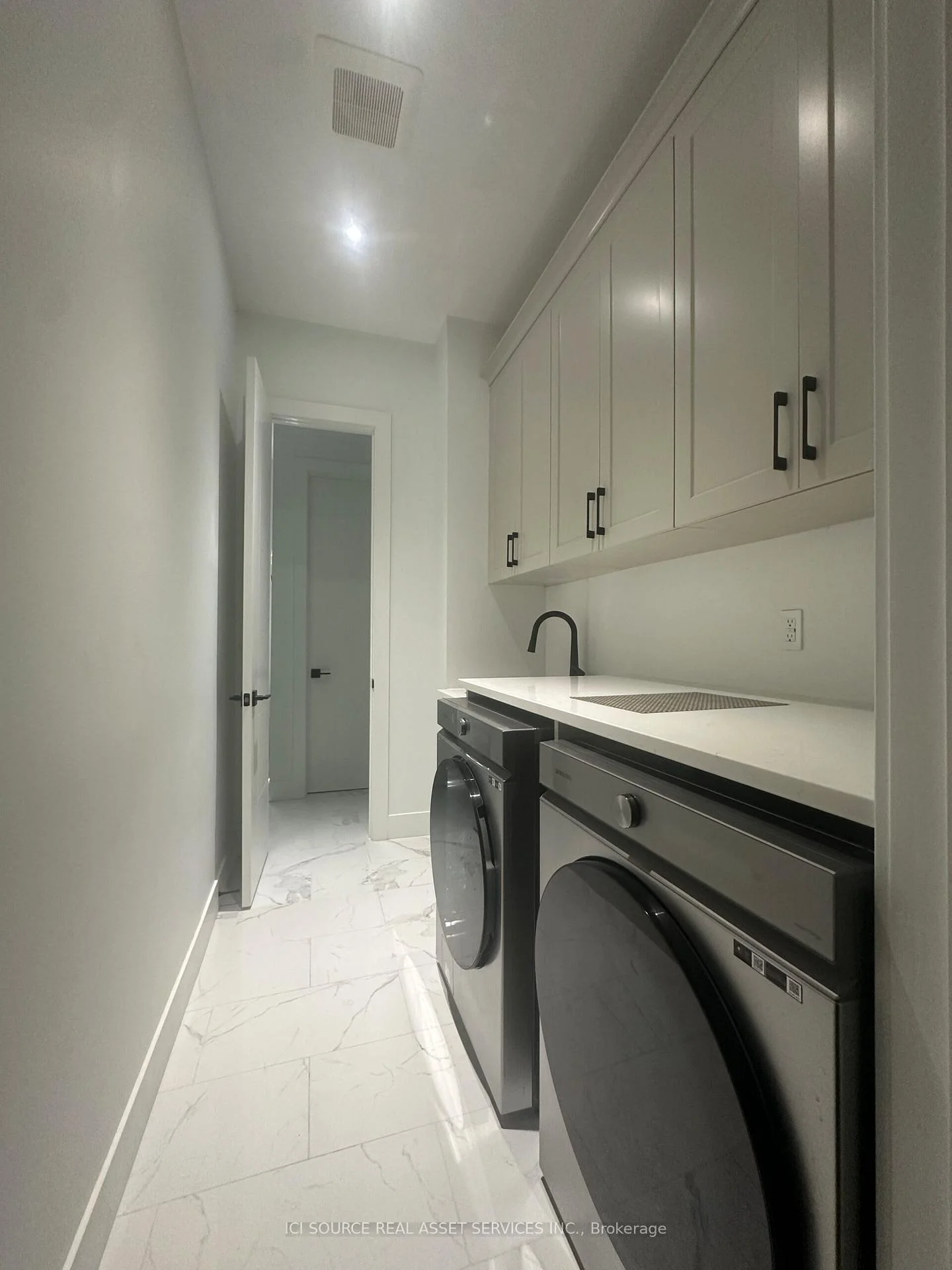Photo 60 of 13 Timberrun Court, Hamilton, Rural Flamborough — HOMEH