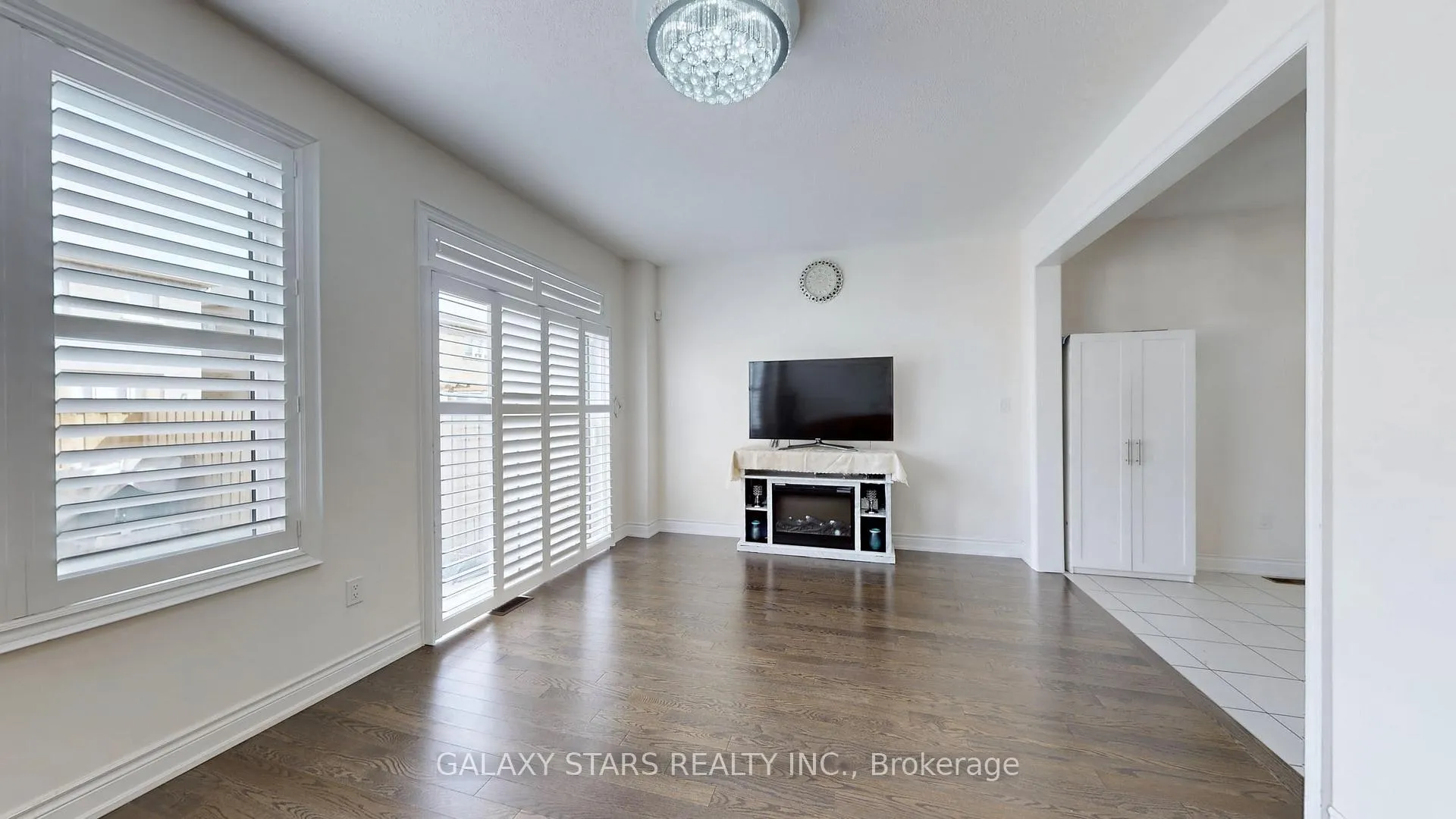 Photo 6 of 350 Kirkham Drive, Markham, Cedarwood — HOMEH
