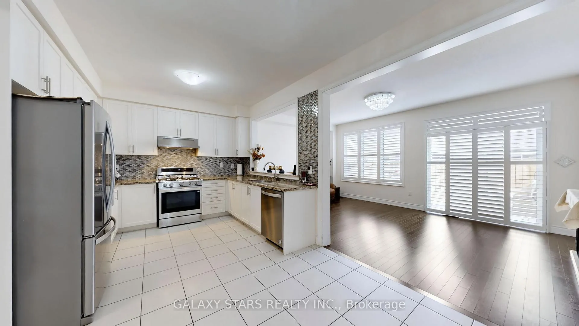 Photo 8 of 350 Kirkham Drive, Markham, Cedarwood — HOMEH