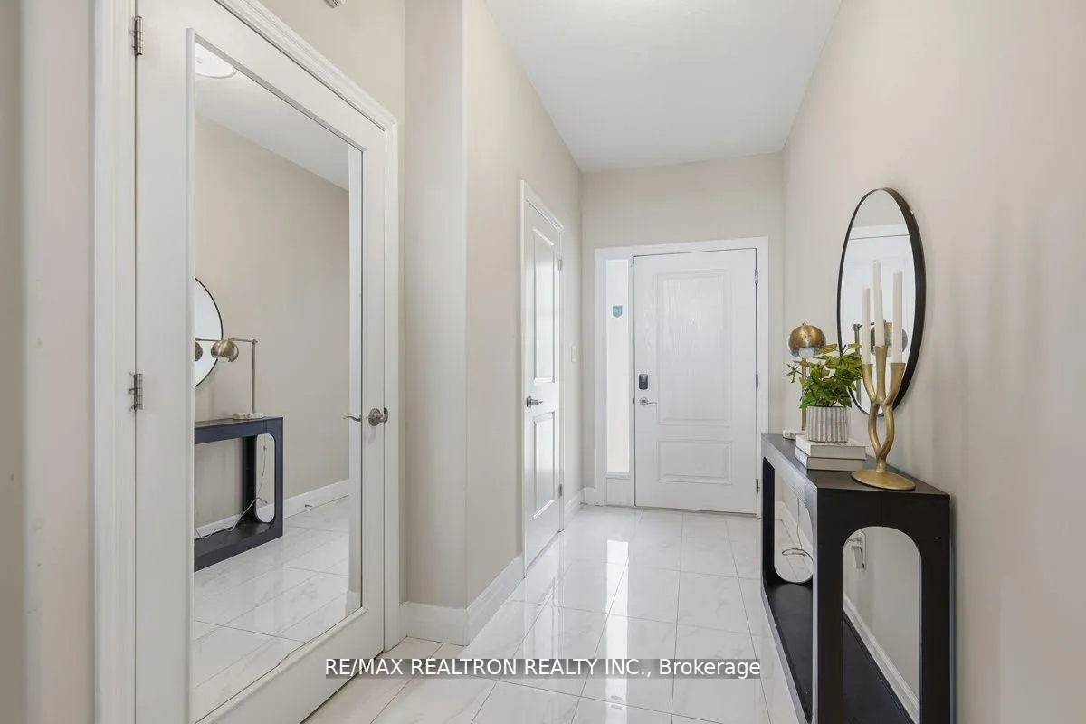 Photo 10 of 823 Sarnia Road, London, North M — HOMEH