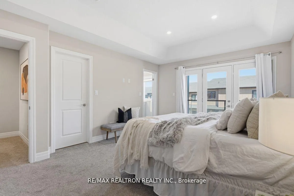 Photo 29 of 823 Sarnia Road, London, North M — HOMEH