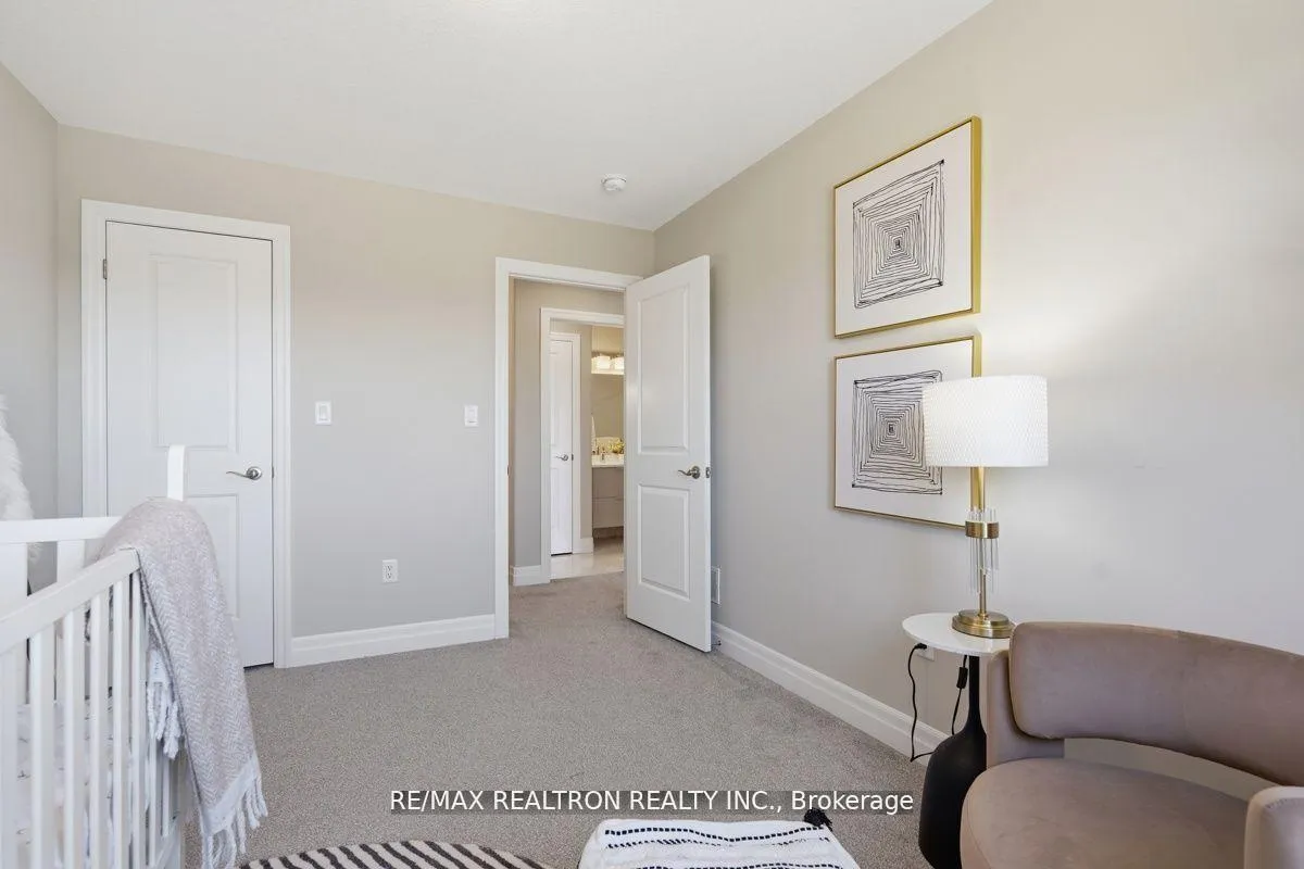 Photo 35 of 823 Sarnia Road, London, North M — HOMEH