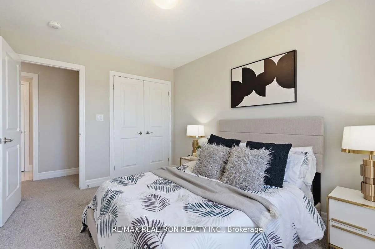 Photo 37 of 823 Sarnia Road, London, North M — HOMEH