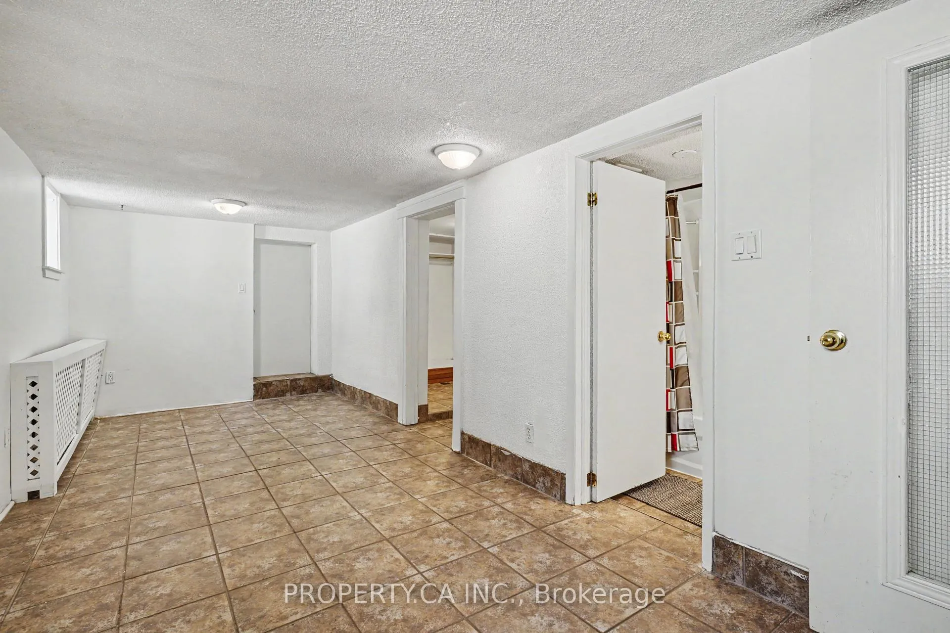 Photo 5 of Unit Lower, 130 Lauder Avenue, Toronto, Corso Italia-Davenport — HOMEH
