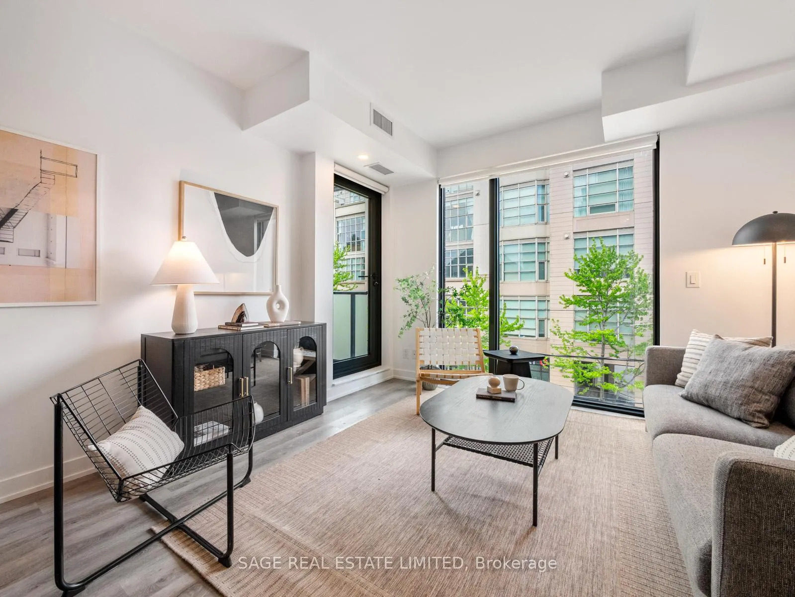 Photo 4 of Unit 304, 430 Roncesvalles Avenue, Toronto, Roncesvalles — HOMEH