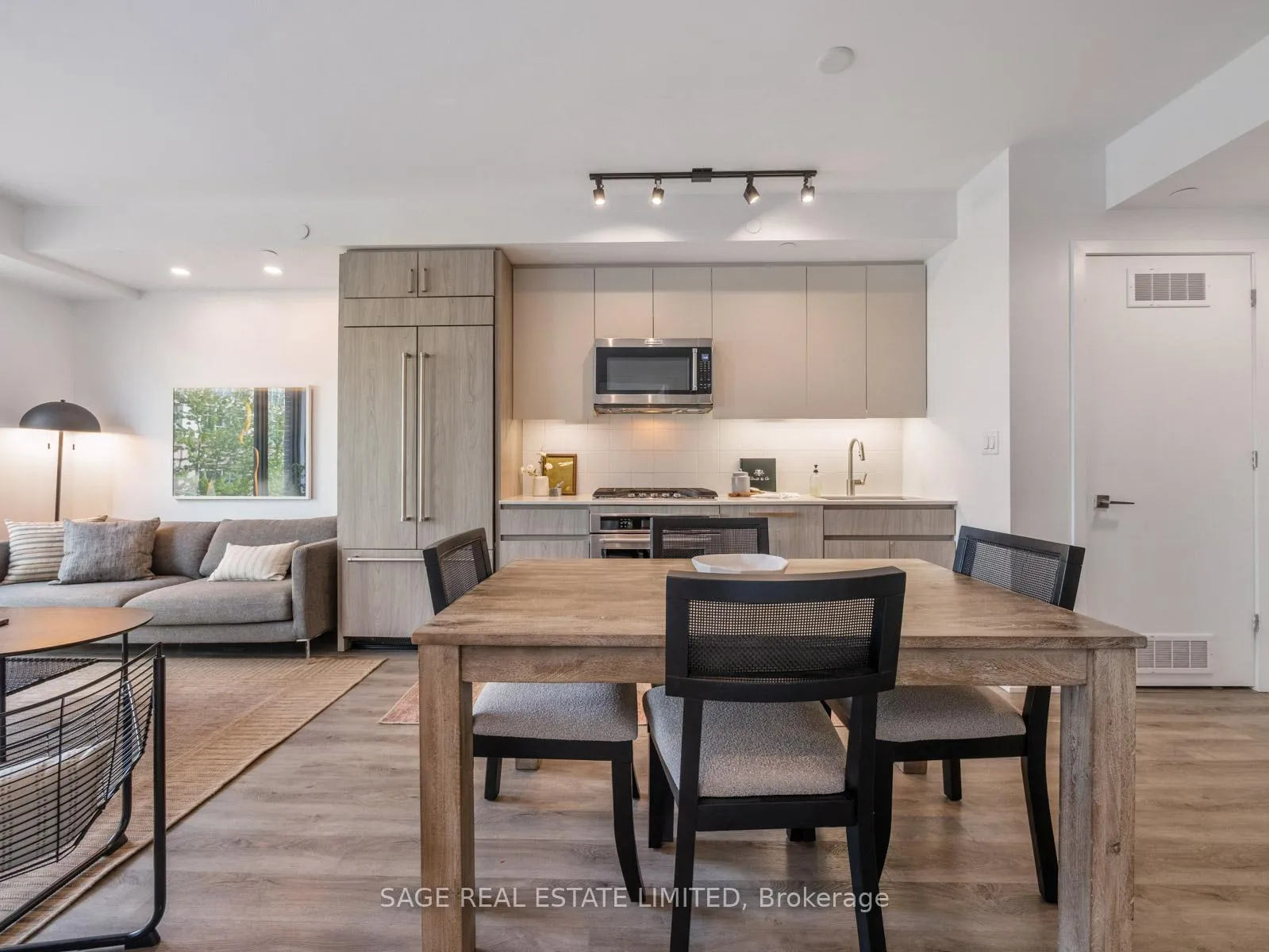 Photo 7 of Unit 304, 430 Roncesvalles Avenue, Toronto, Roncesvalles — HOMEH