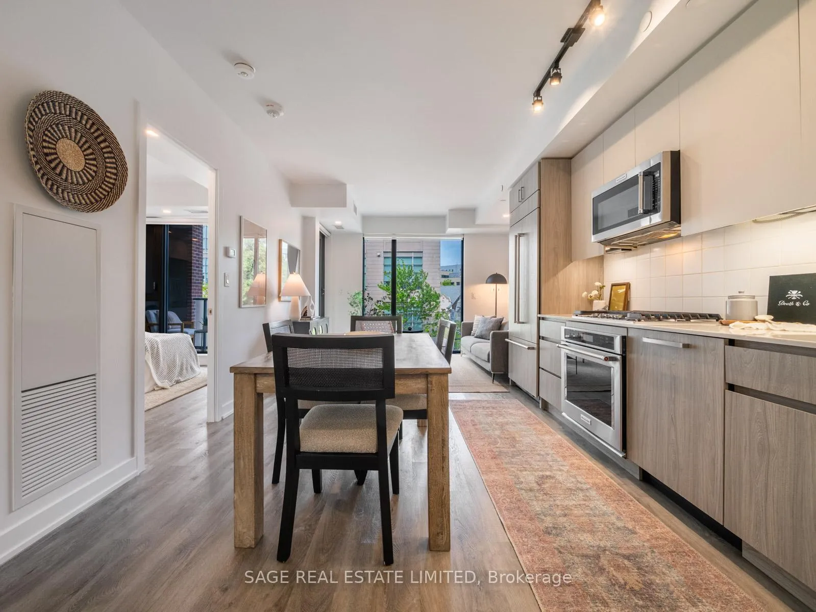 Photo 9 of Unit 304, 430 Roncesvalles Avenue, Toronto, Roncesvalles — HOMEH