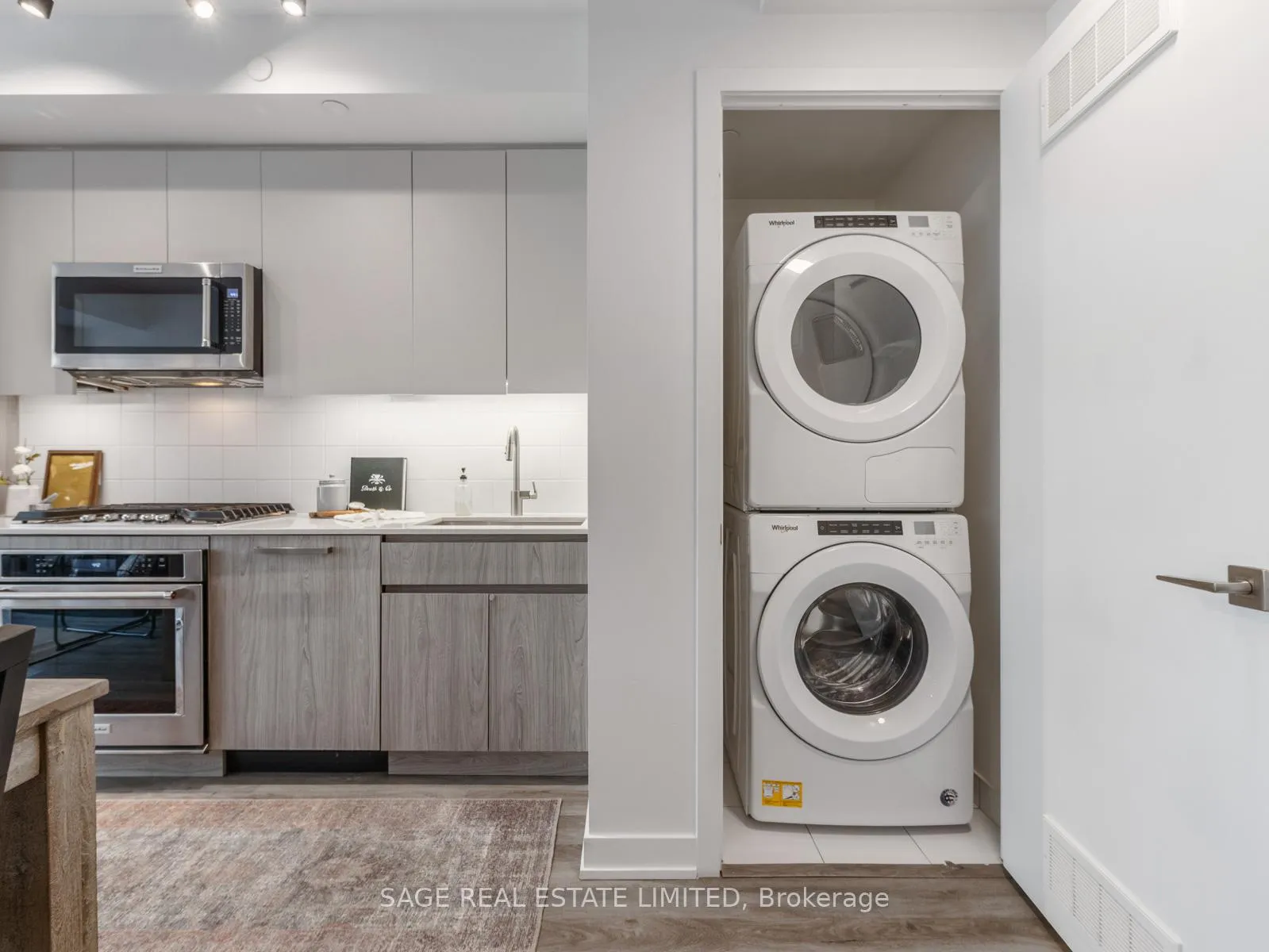 Photo 23 of Unit 304, 430 Roncesvalles Avenue, Toronto, Roncesvalles — HOMEH